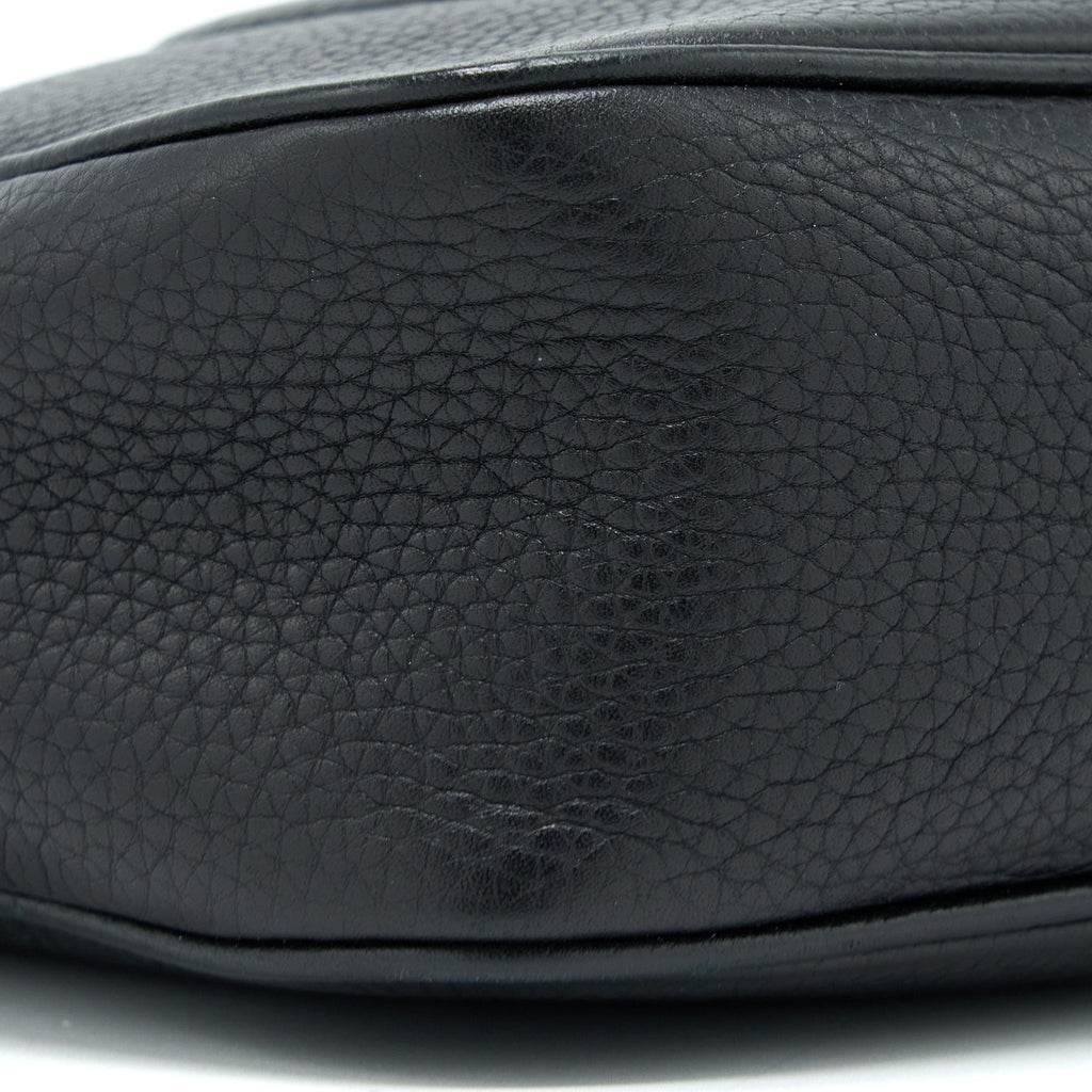 gucci-soho-disco-camera-bag-calfskin-black-ghw