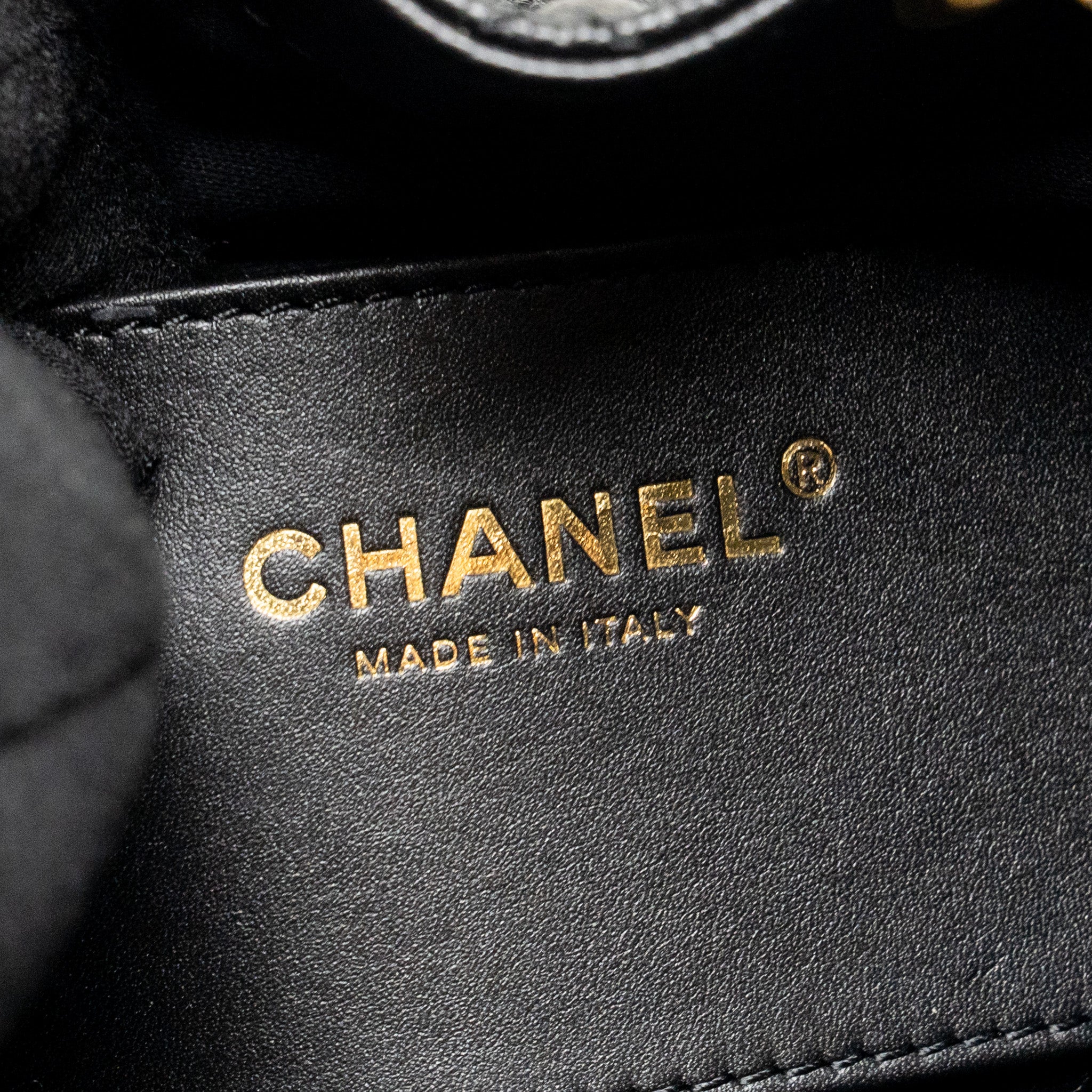 chanel-small-25-bag-caviar-black-ghw-microchip-1