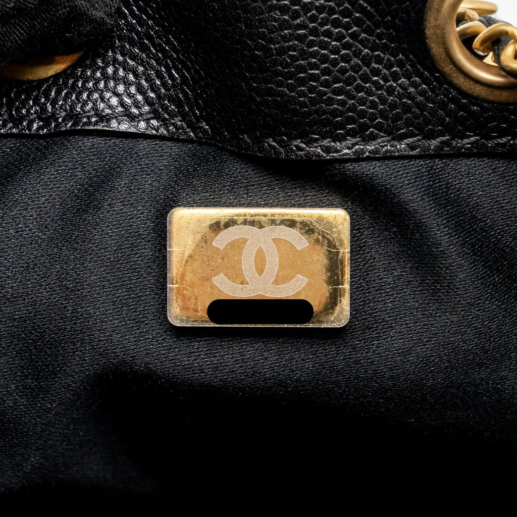 chanel-small-25-bag-caviar-black-ghw-microchip-1