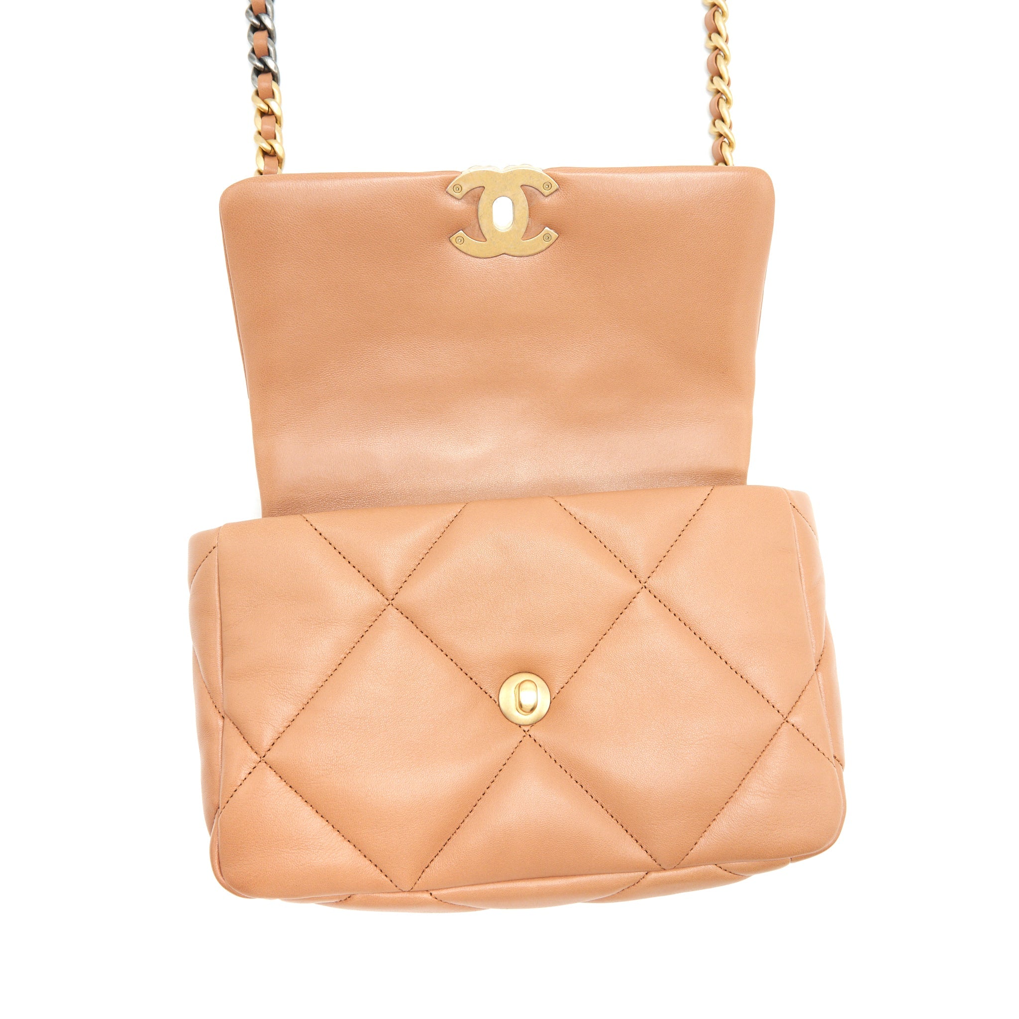 chanel-21p-caramel-small-19-flap-bag-ghw