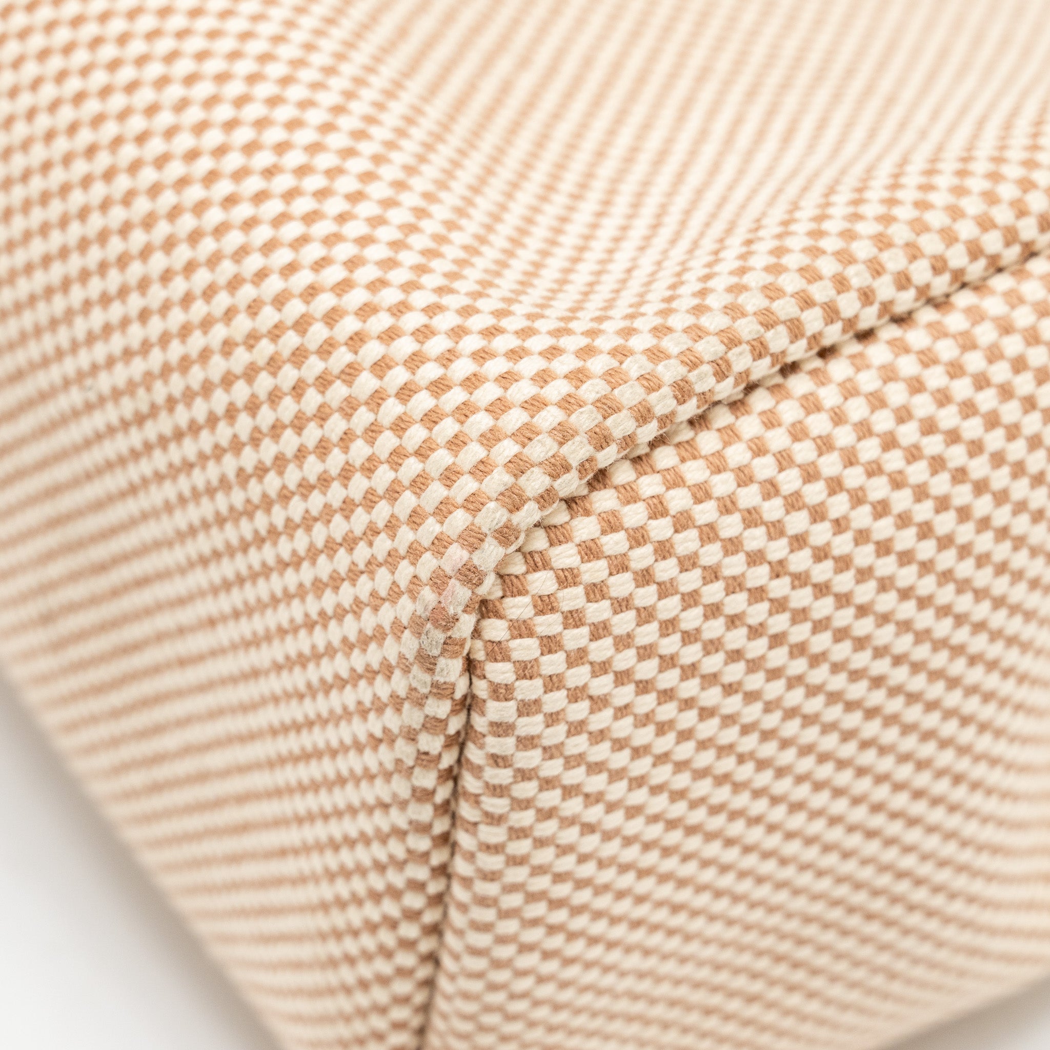 hermes-herbag-31-zip-bag-toile-criss-viking-vache-hunter-leather-ecru-beige-nature-nature-shw-stamp-y