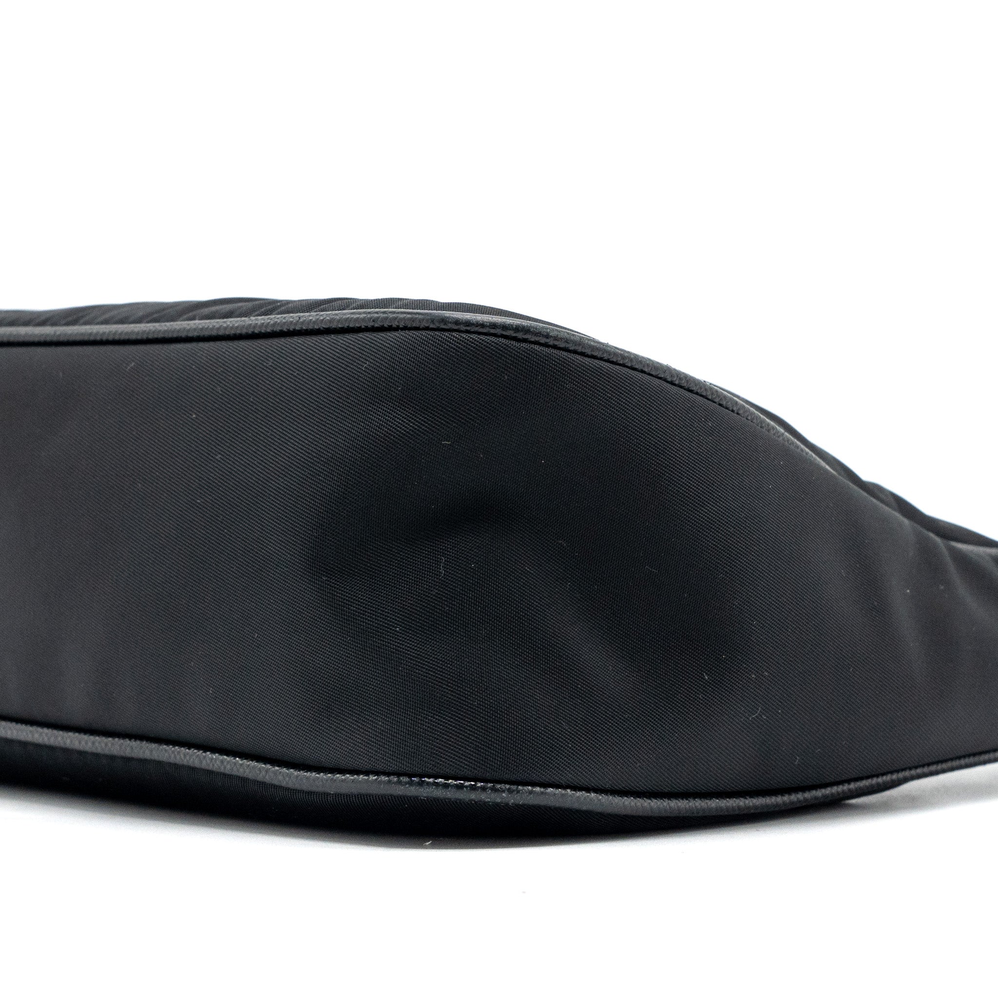 prada-reedition-2005-re-nylon-black-shw