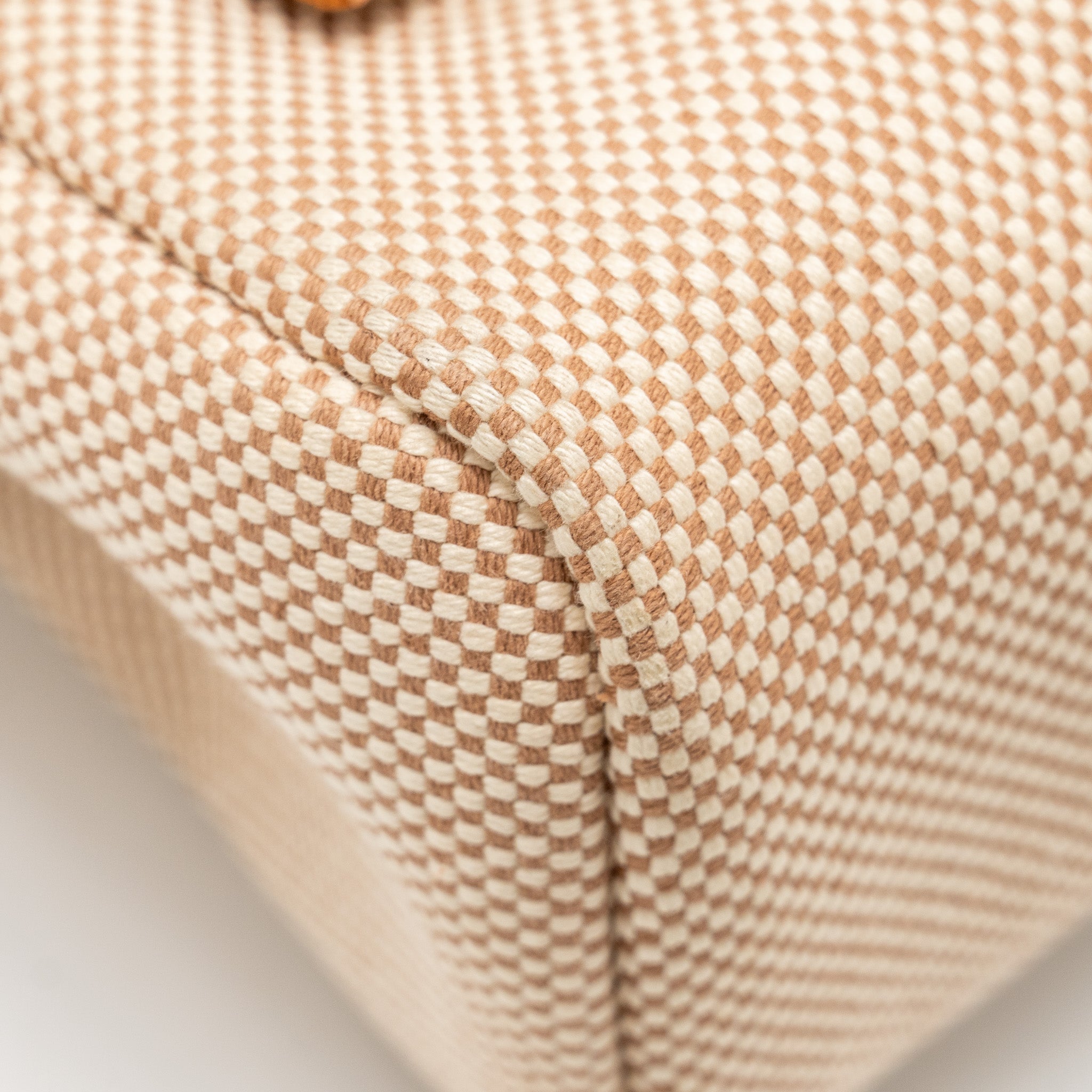 hermes-herbag-31-zip-bag-toile-criss-viking-vache-hunter-leather-ecru-beige-nature-nature-shw-stamp-y