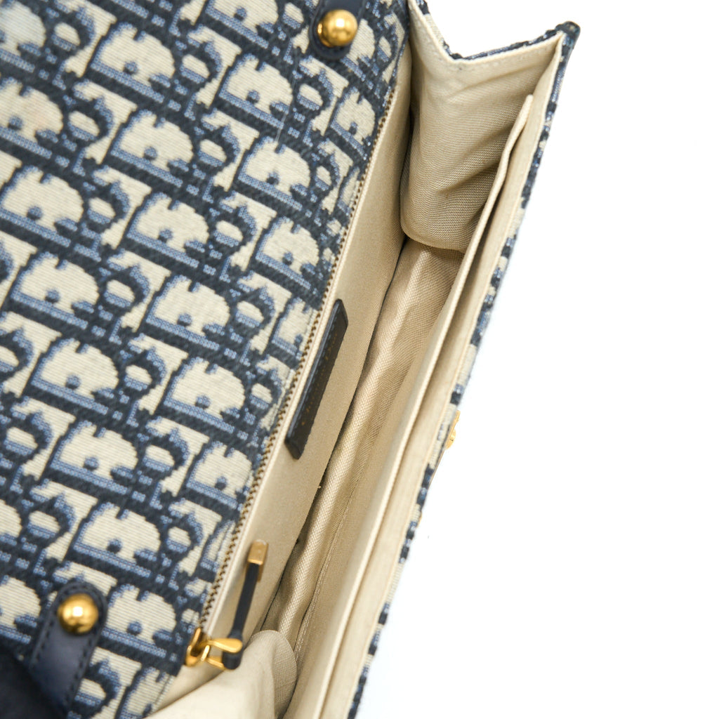 dior-addict-crossbody-bag-oblique-canvas-ghw
