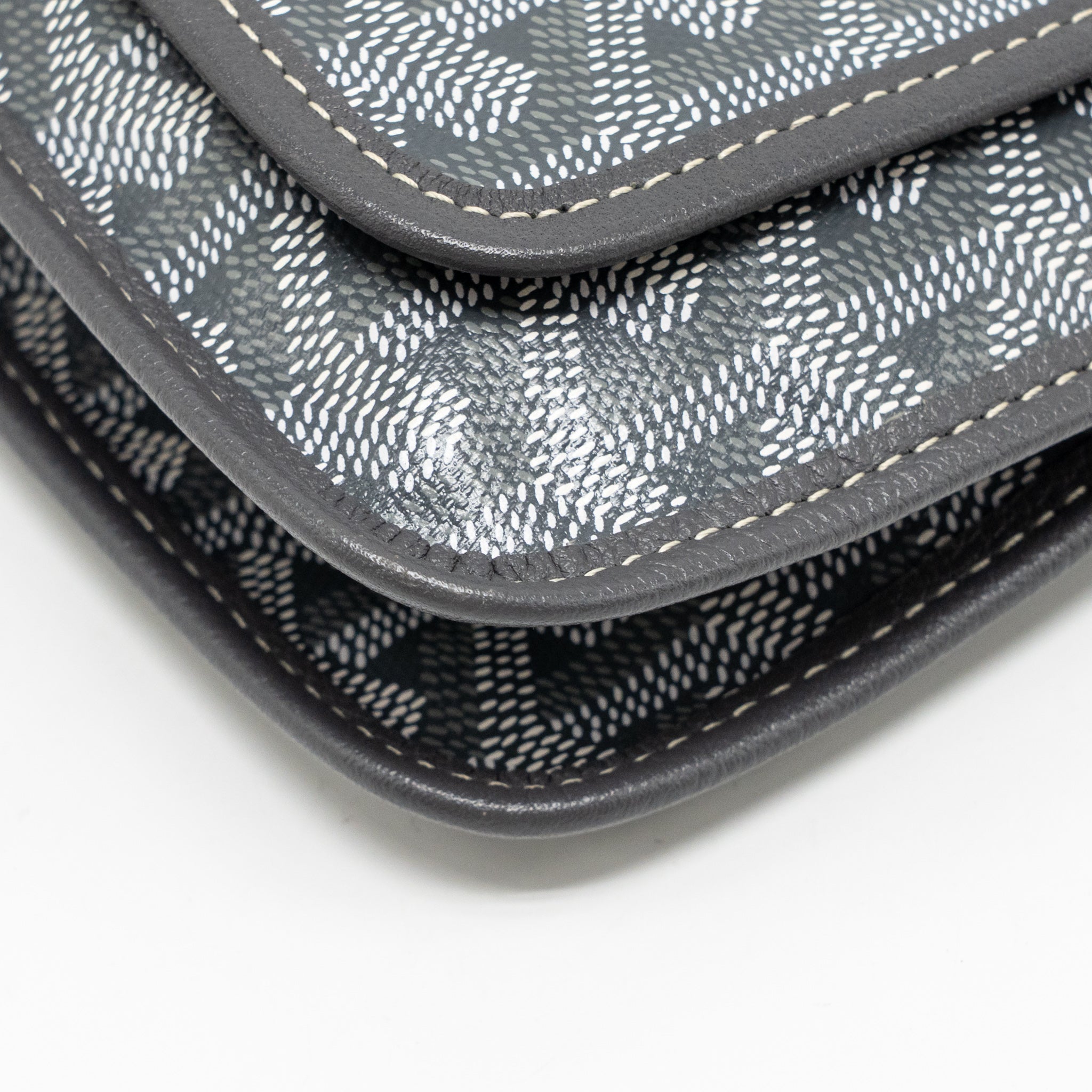goyard-plumet-pocket-wallet-goyardine-canvas-calfskin-grey-shw-copy
