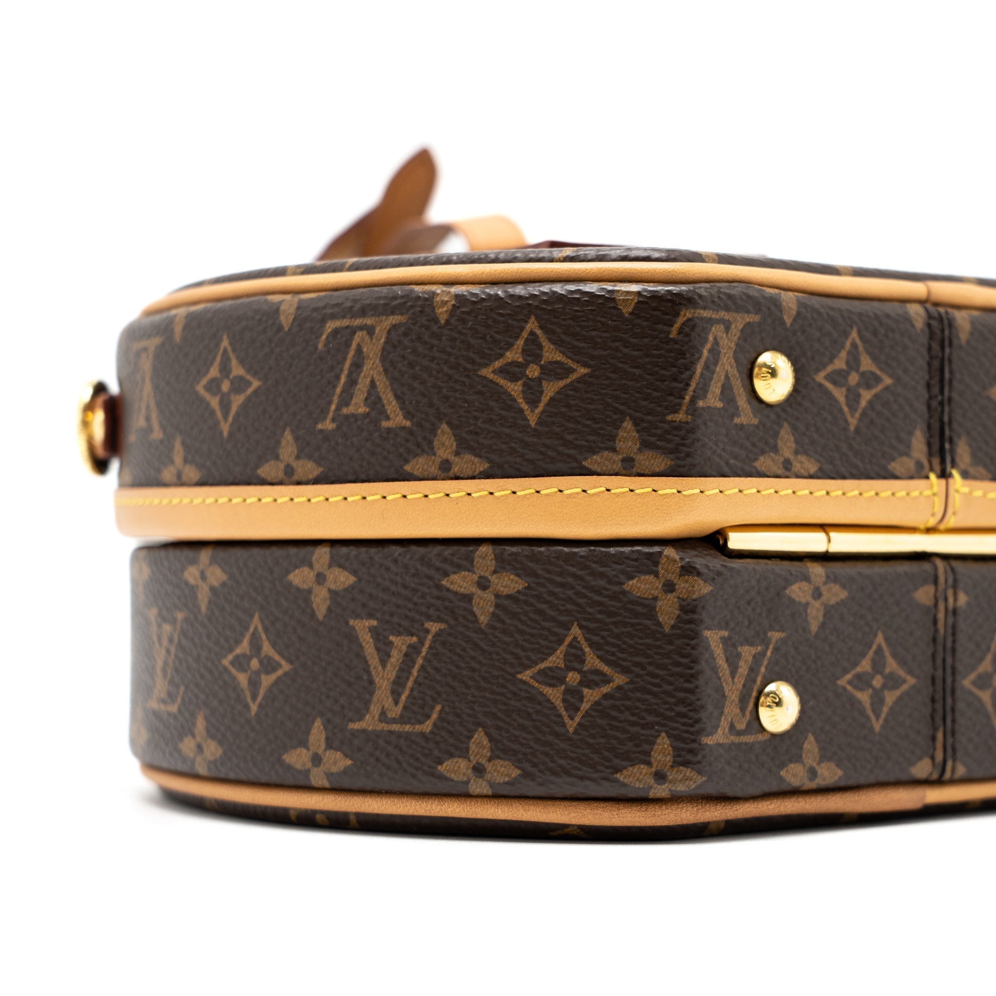 louis-vuitton-petite-boite-chapeau-monogram-canvas-ghw-2