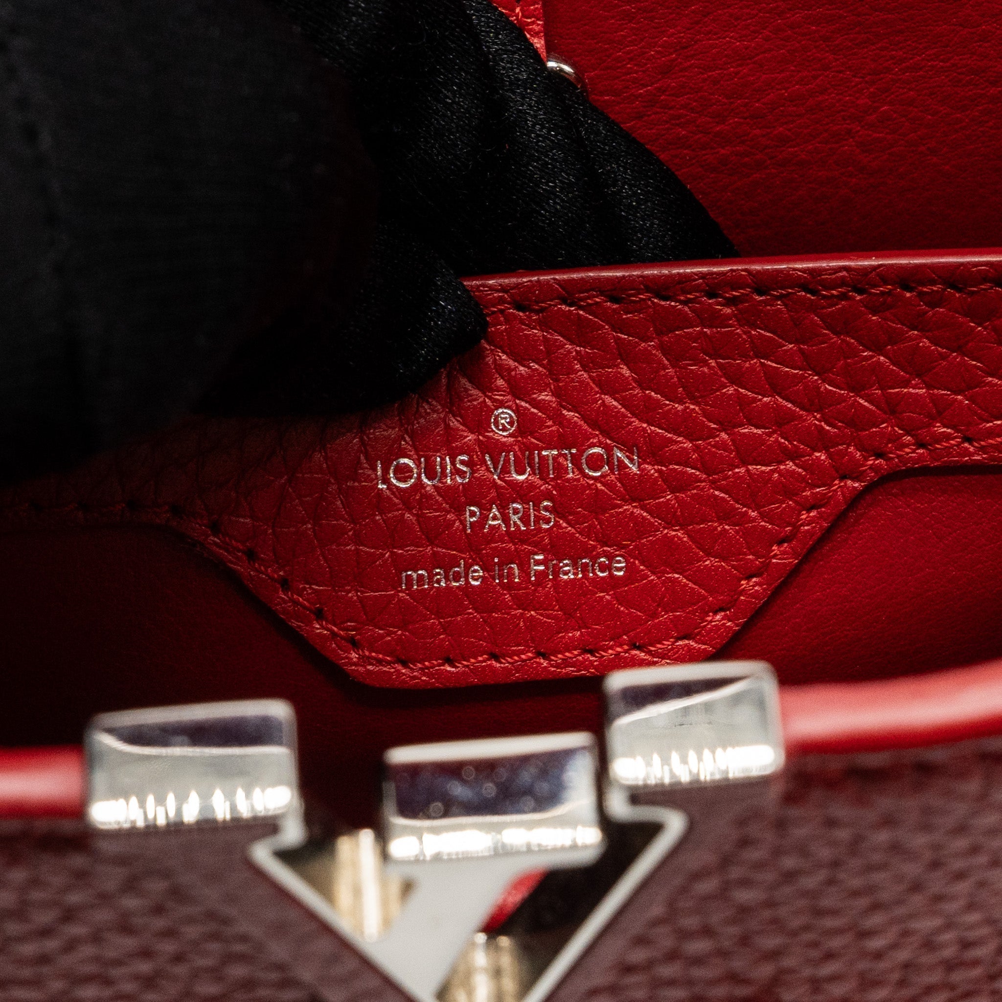 louis-vuitton-capucines-bb-taurillon-red-ghw-1