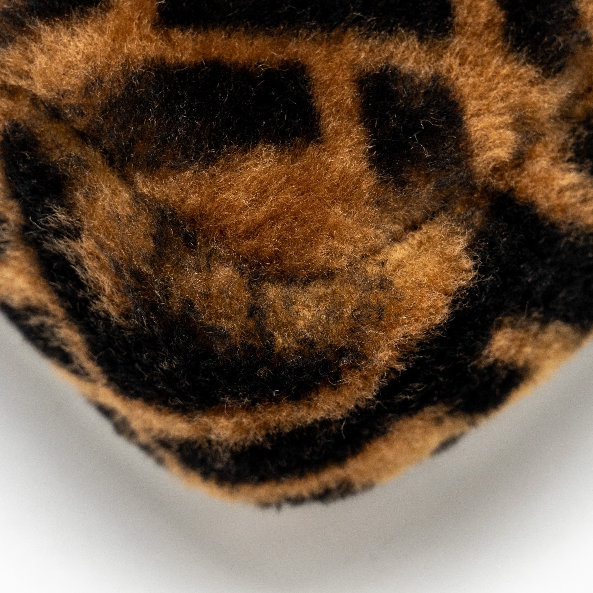 fendi-mini-baguette-bag-lamb-fur-black-brown-ghw