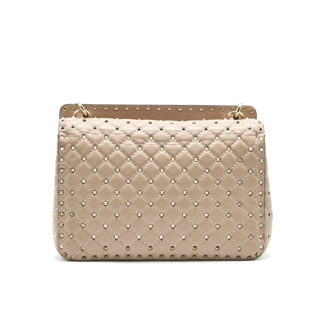 valentino-garavani-large-rockstud-spike-shoulder-bag-beige-lghw