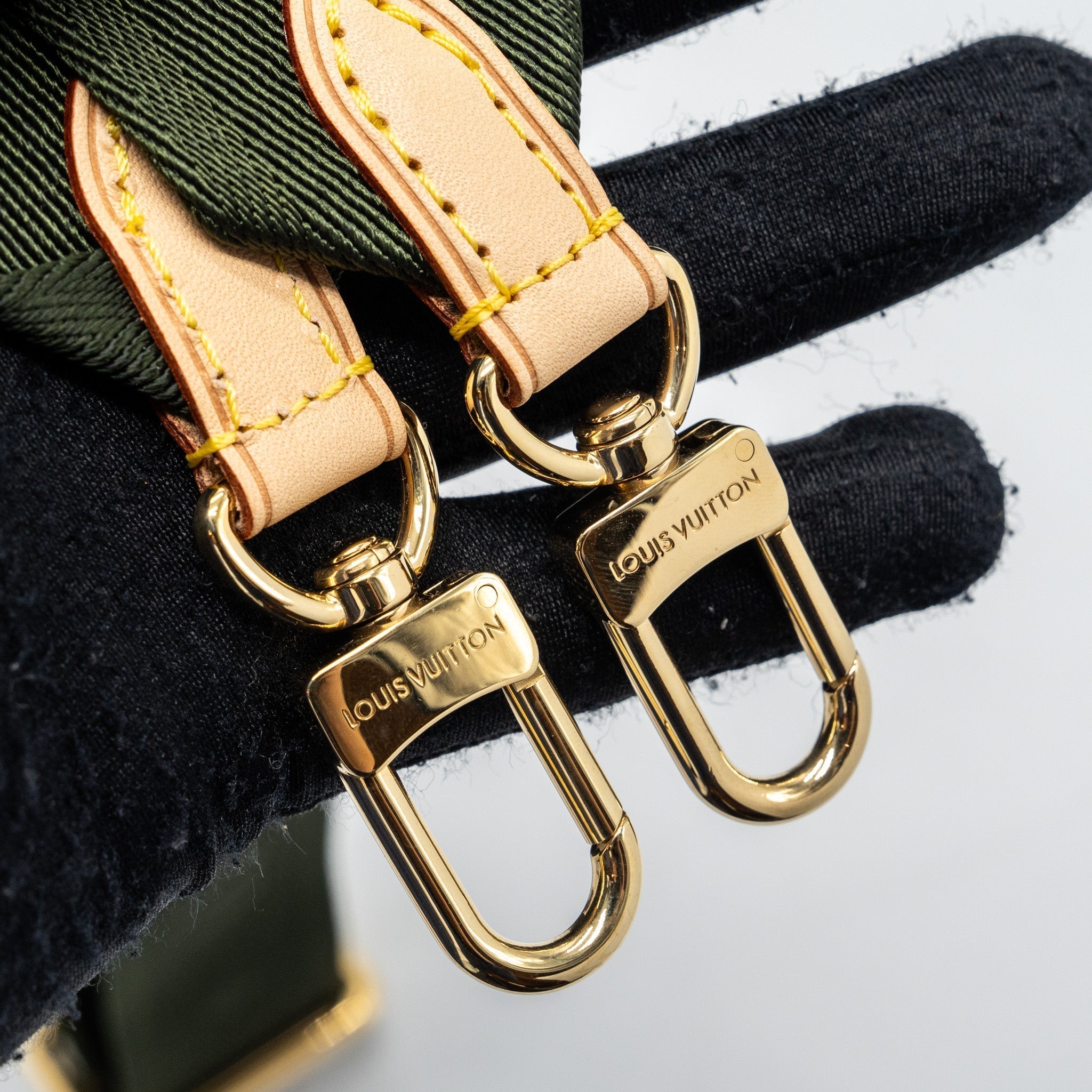 louis-vuitton-multi-pochette-monogram-canvas-khaki-strap-ghw-2
