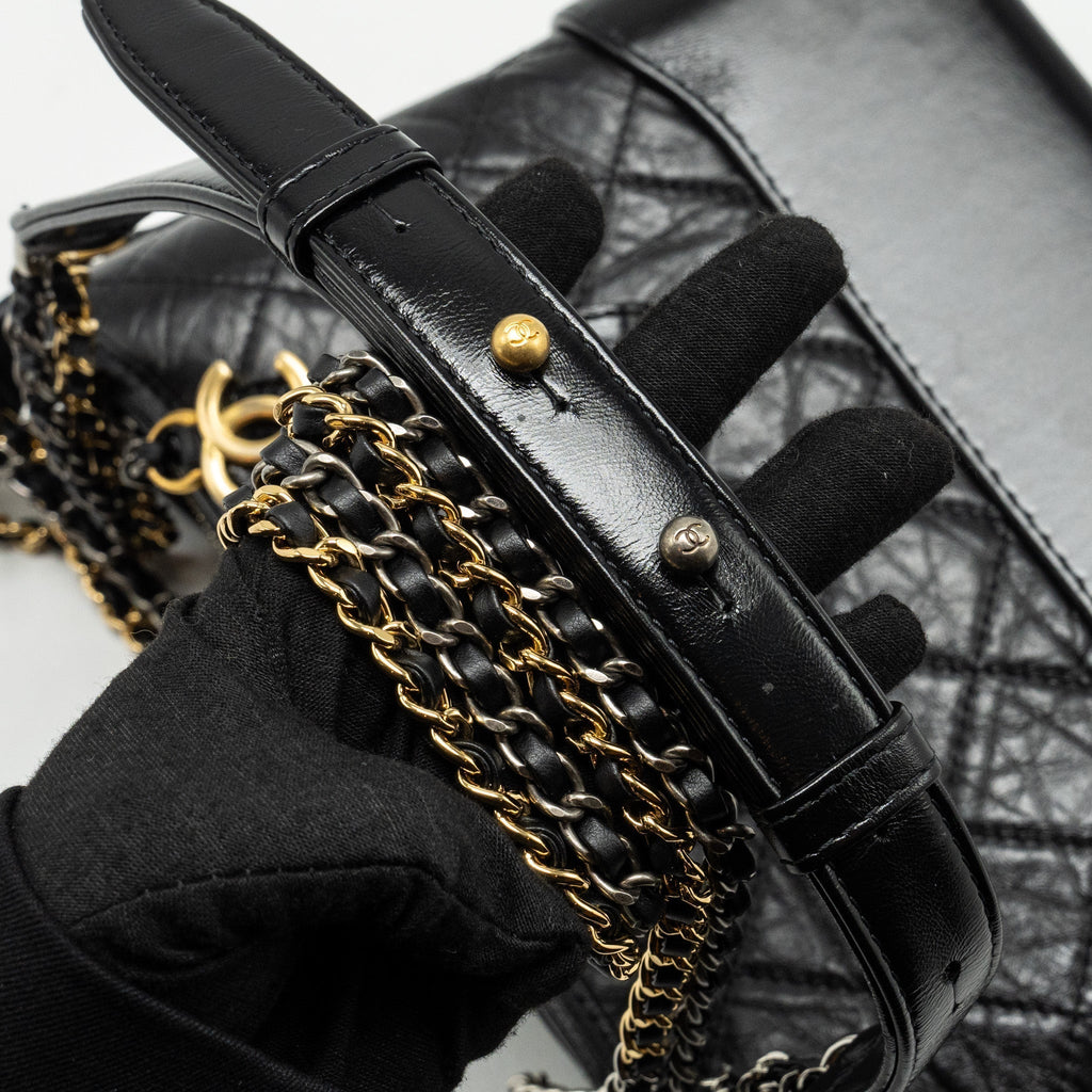 chanel-gabrielle-hobo-bag-calfskin-black-multicolour-hardware-microchip