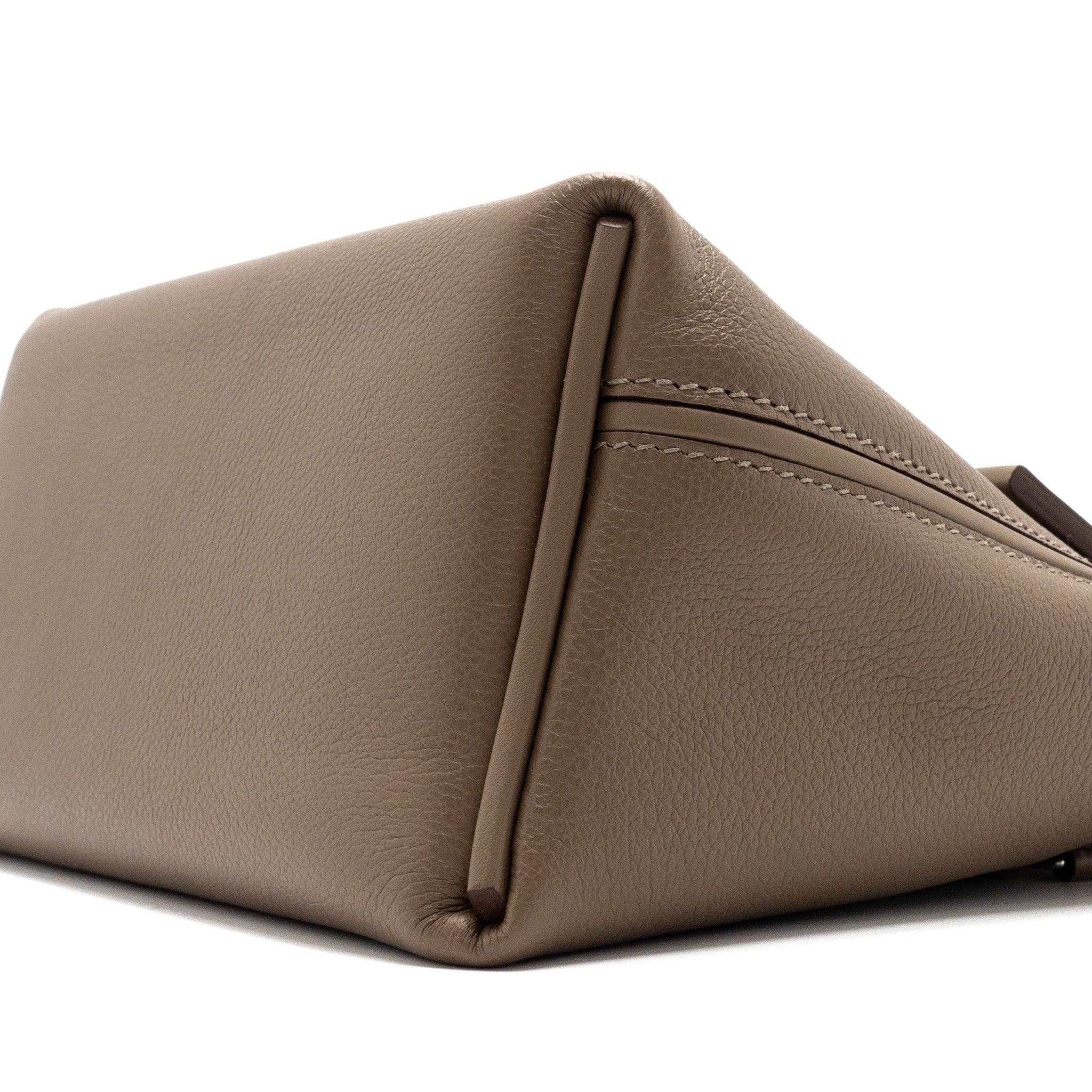 hermes-mini-24-24-2424-21-bag-evercolor-swift-etoupe-shw-stamp-u