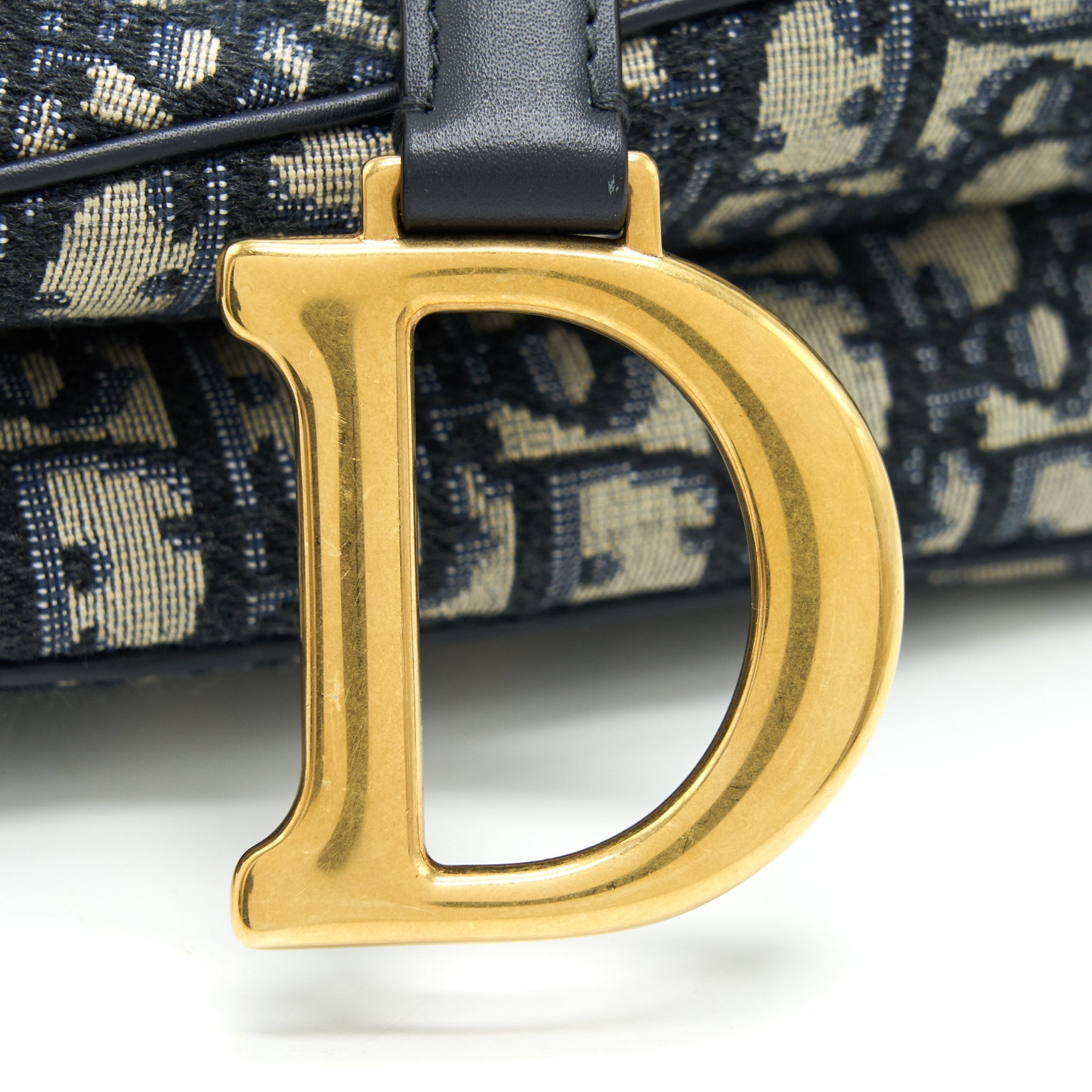 christian-dior-oblique-medium-saddle-bag