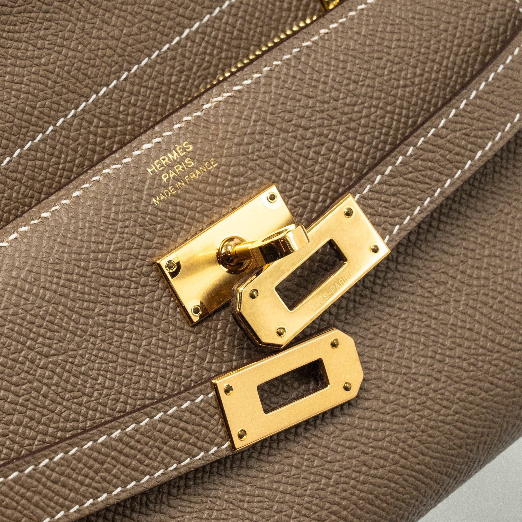 hermes-kelly-compact-wallet-epsom-etoupe-ghw-stamp-d