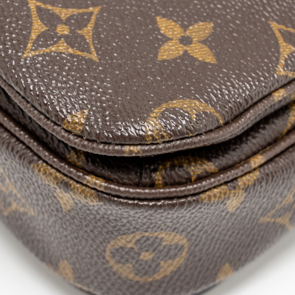 louis-vuitton-pochette-metis-monogram-canvas-ghw-copy-1