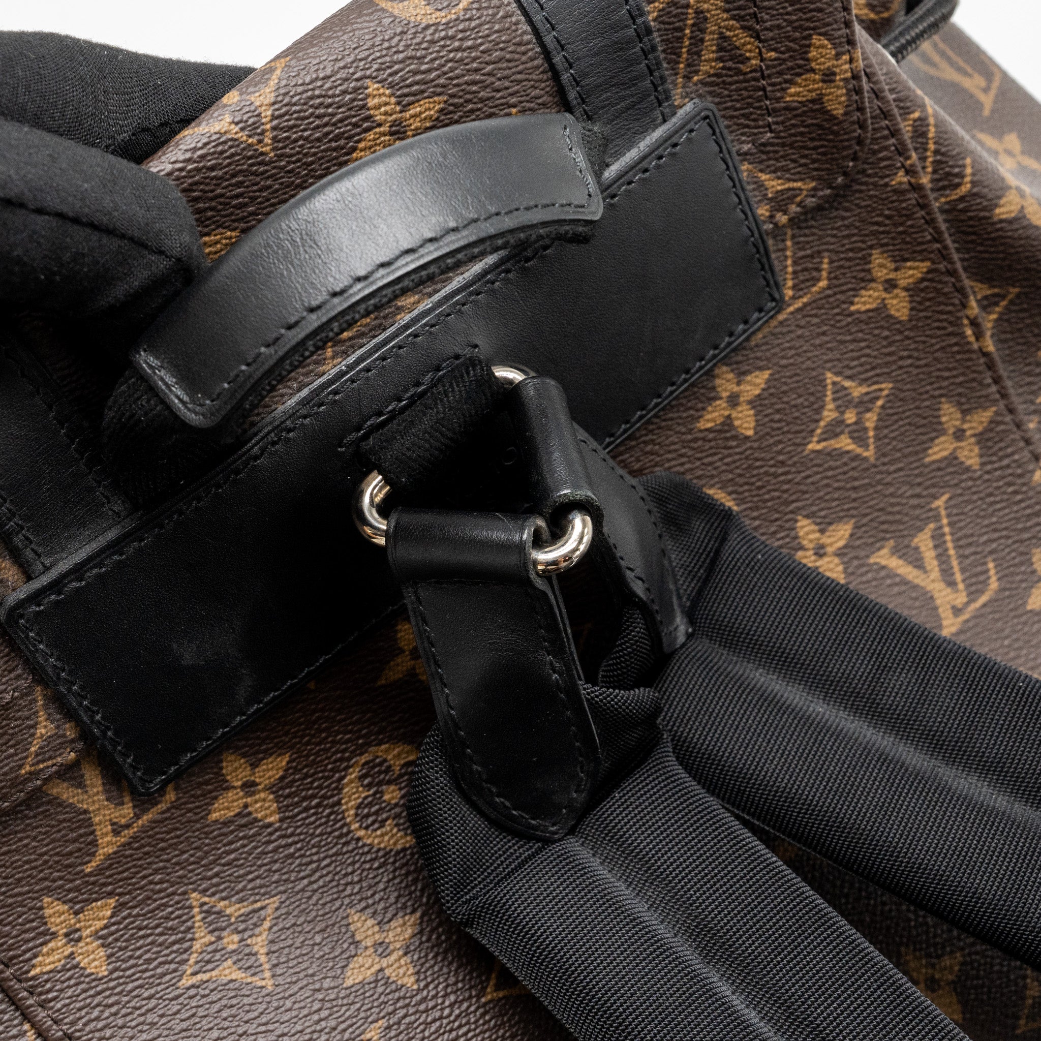 louis-vuitton-christopher-backpack-monogram-canvas-leather-shw