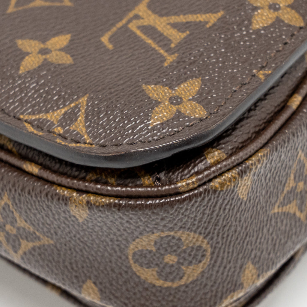 louis-vuitton-pochette-metis-monogram-canvas-ghw-copy-1