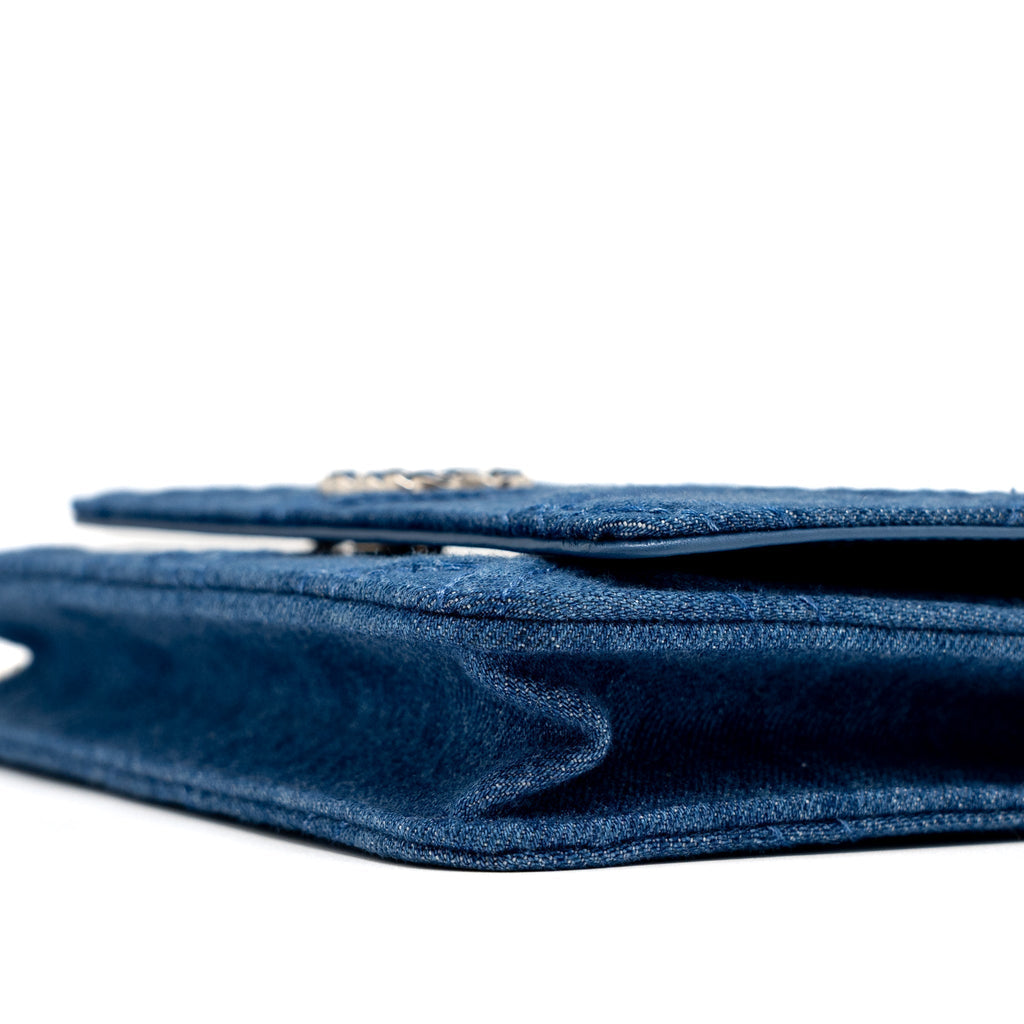 chanel-19-wallet-on-chain-denim-blue-multicolor-hardware
