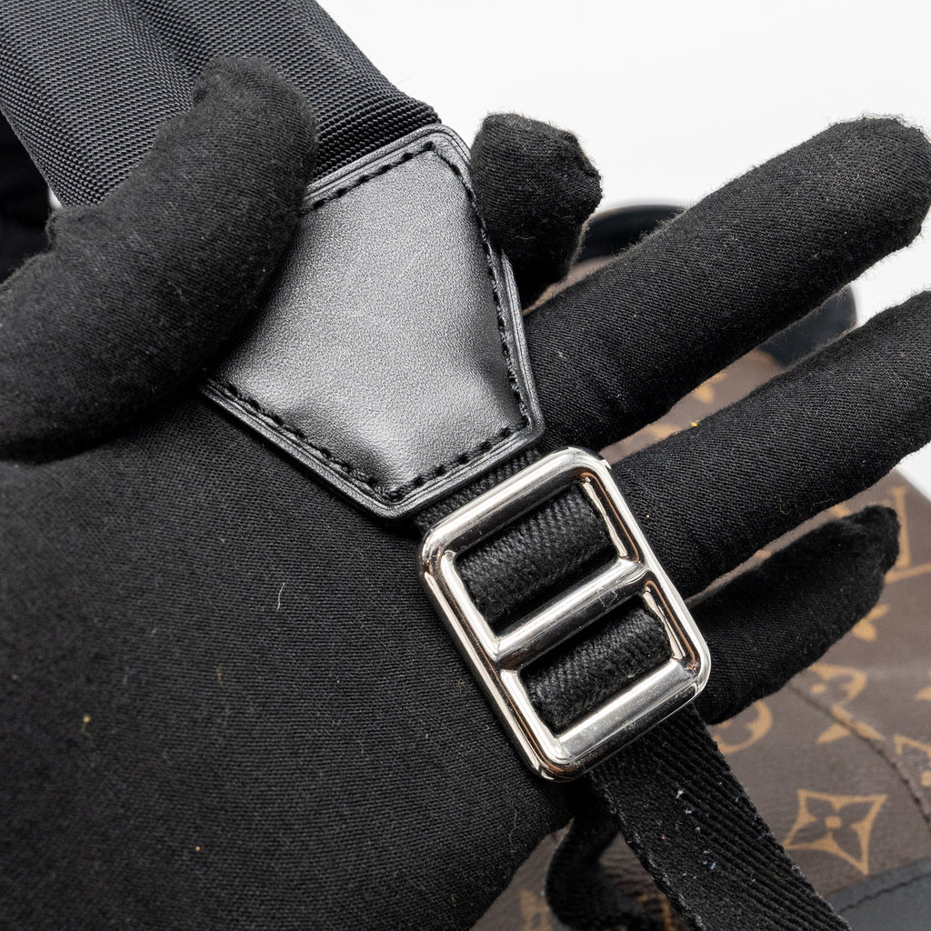louis-vuitton-christopher-backpack-monogram-canvas-leather-shw