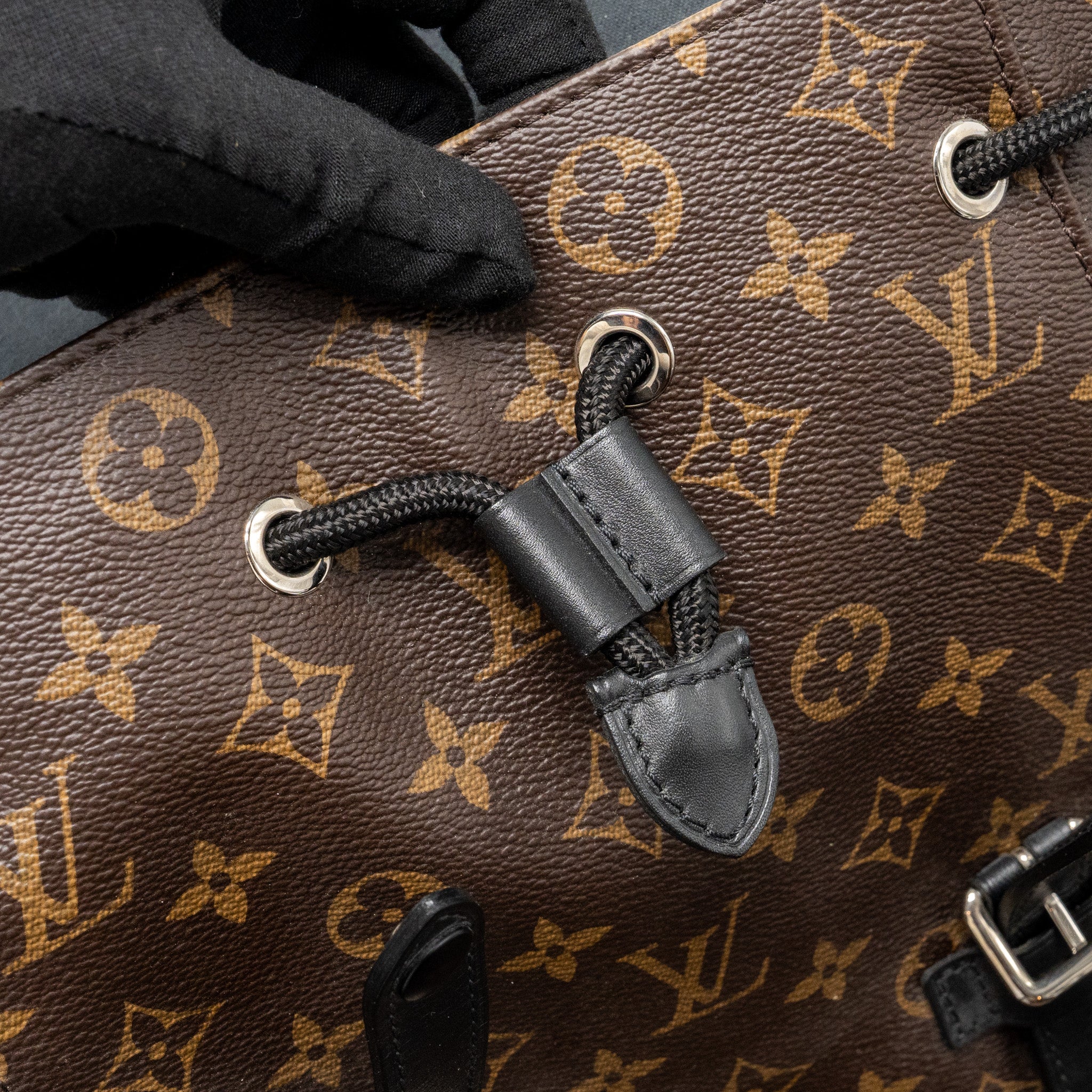 louis-vuitton-christopher-backpack-monogram-canvas-leather-shw
