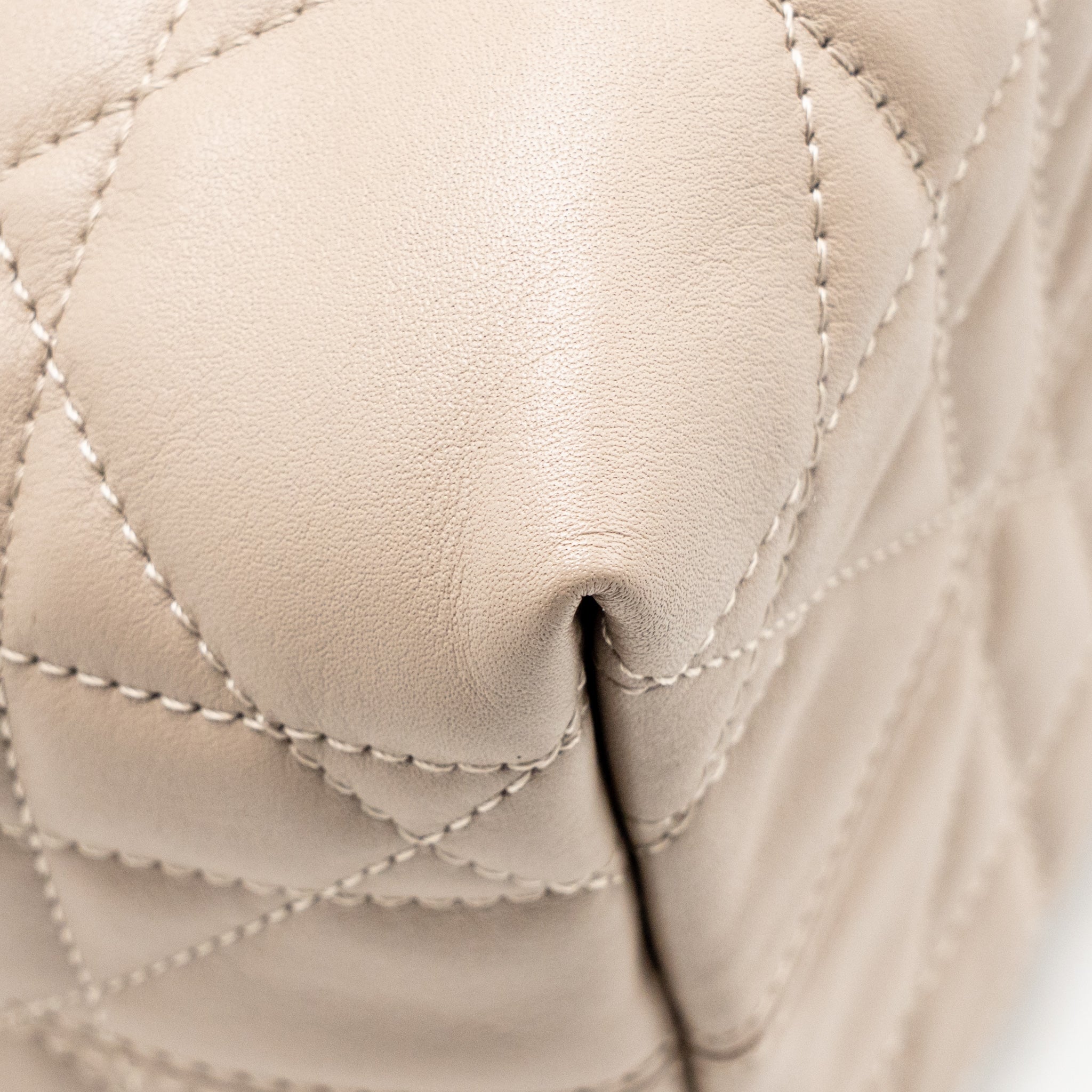 dior-small-toujours-tote-bag-macrocannage-calfskin-powder-beige-lghw