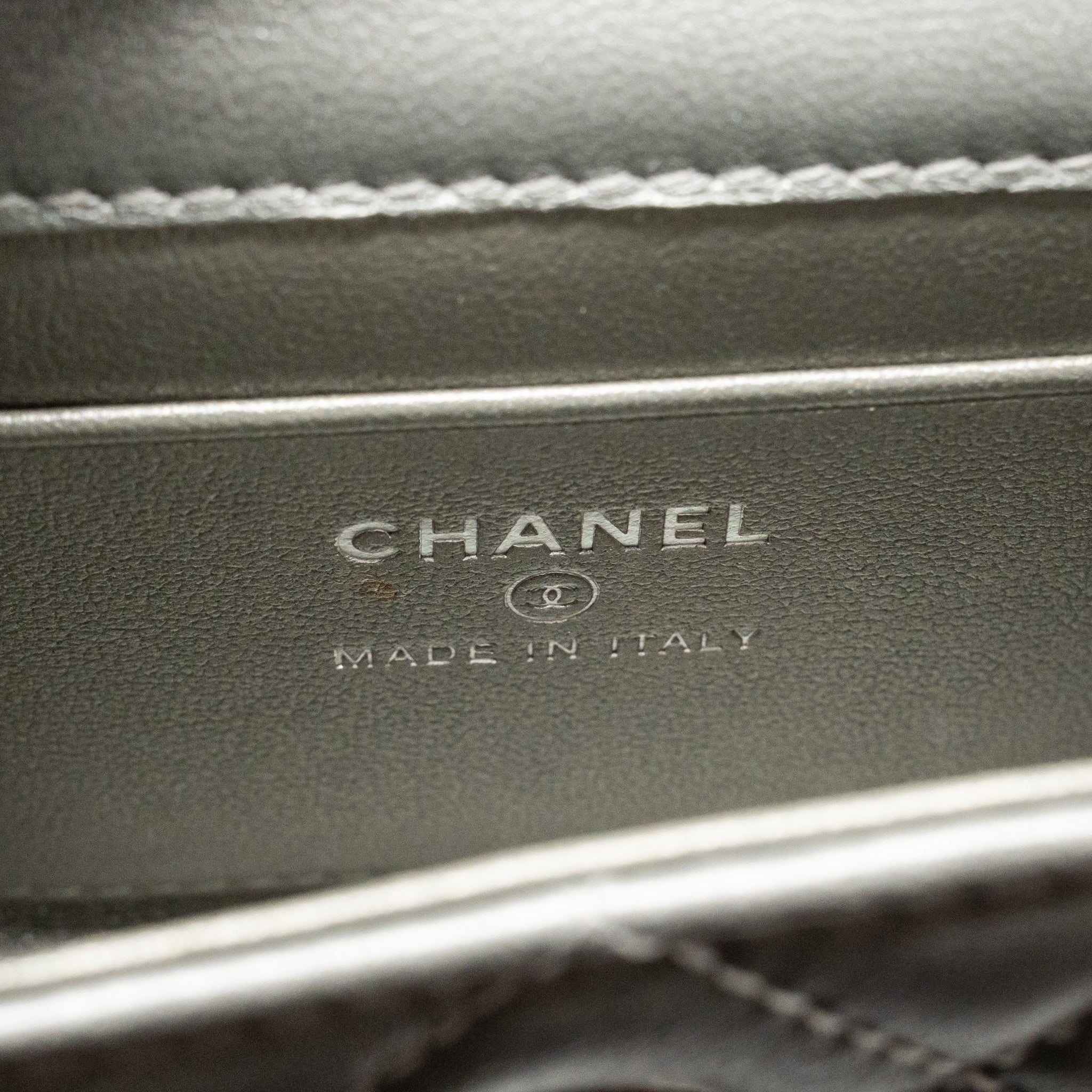 chanel-top-handle-mini-flap-bag-with-chain-lambskin-silver-shw-microchip