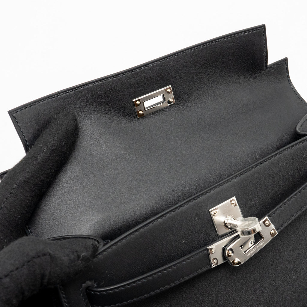 hermes-kelly-pochette-swift-black-shw-stamp-k