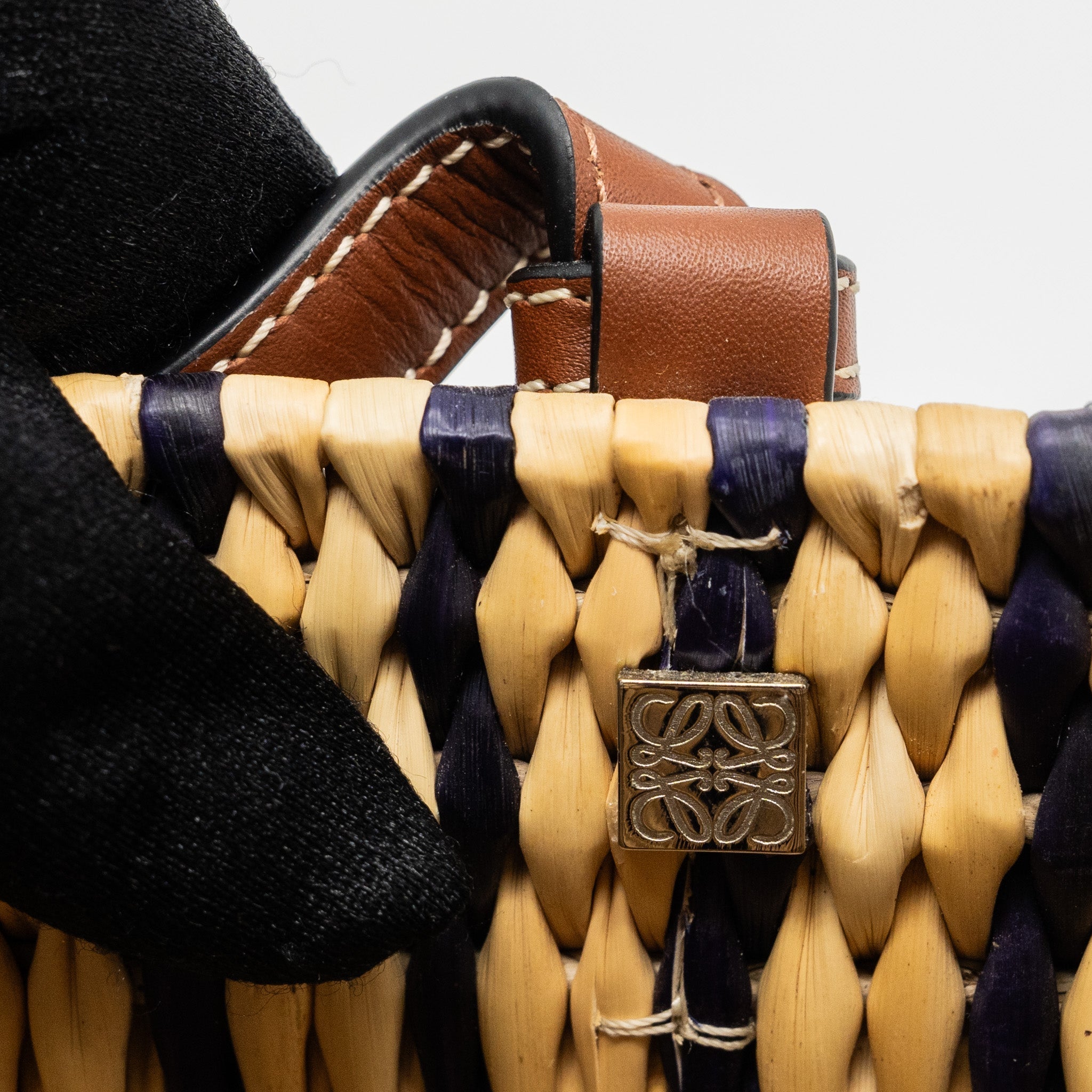 loewe-paulas-ibiza-anagram-basket-bag-brown-multicolour-raffia-leather