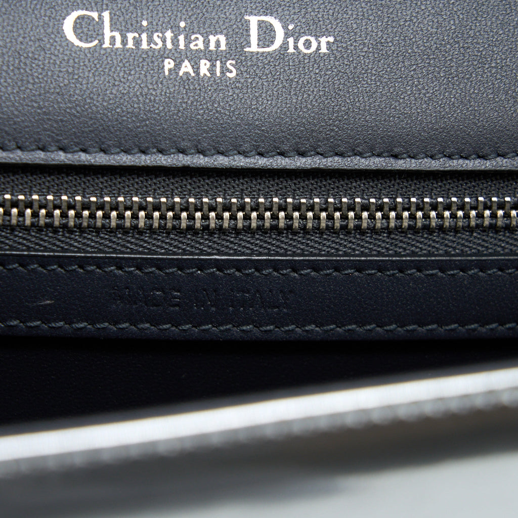 dior-medium-diorma-bag-in-metallic-silver-shw