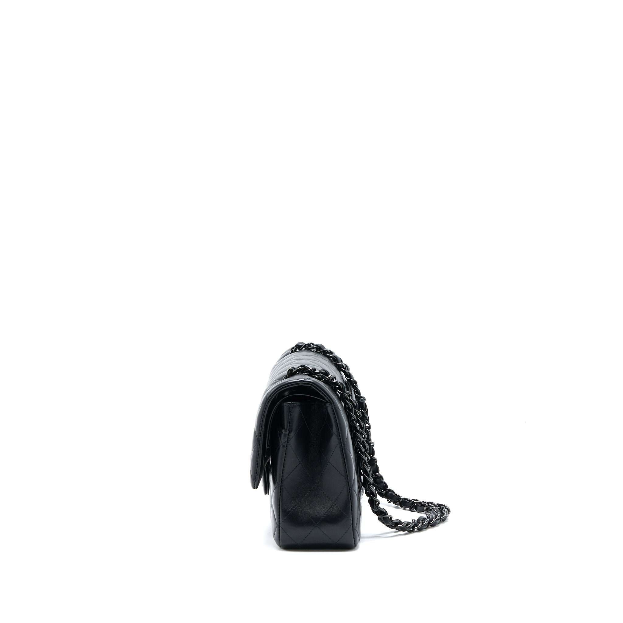 chanel-medium-classic-double-flap-bag-lambskin-so-black-microchip