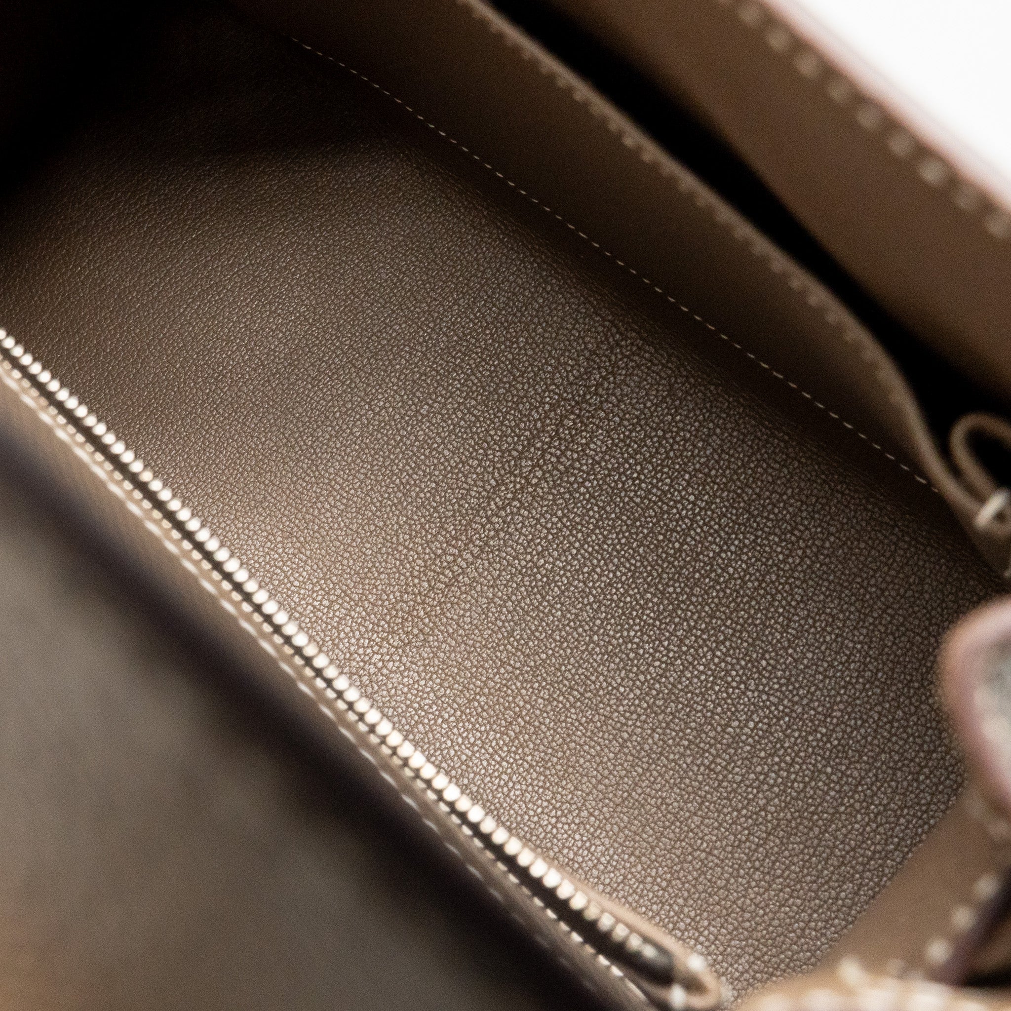hermes-kelly-25-epsom-etoupe-shw-stamp-w-copy-copy