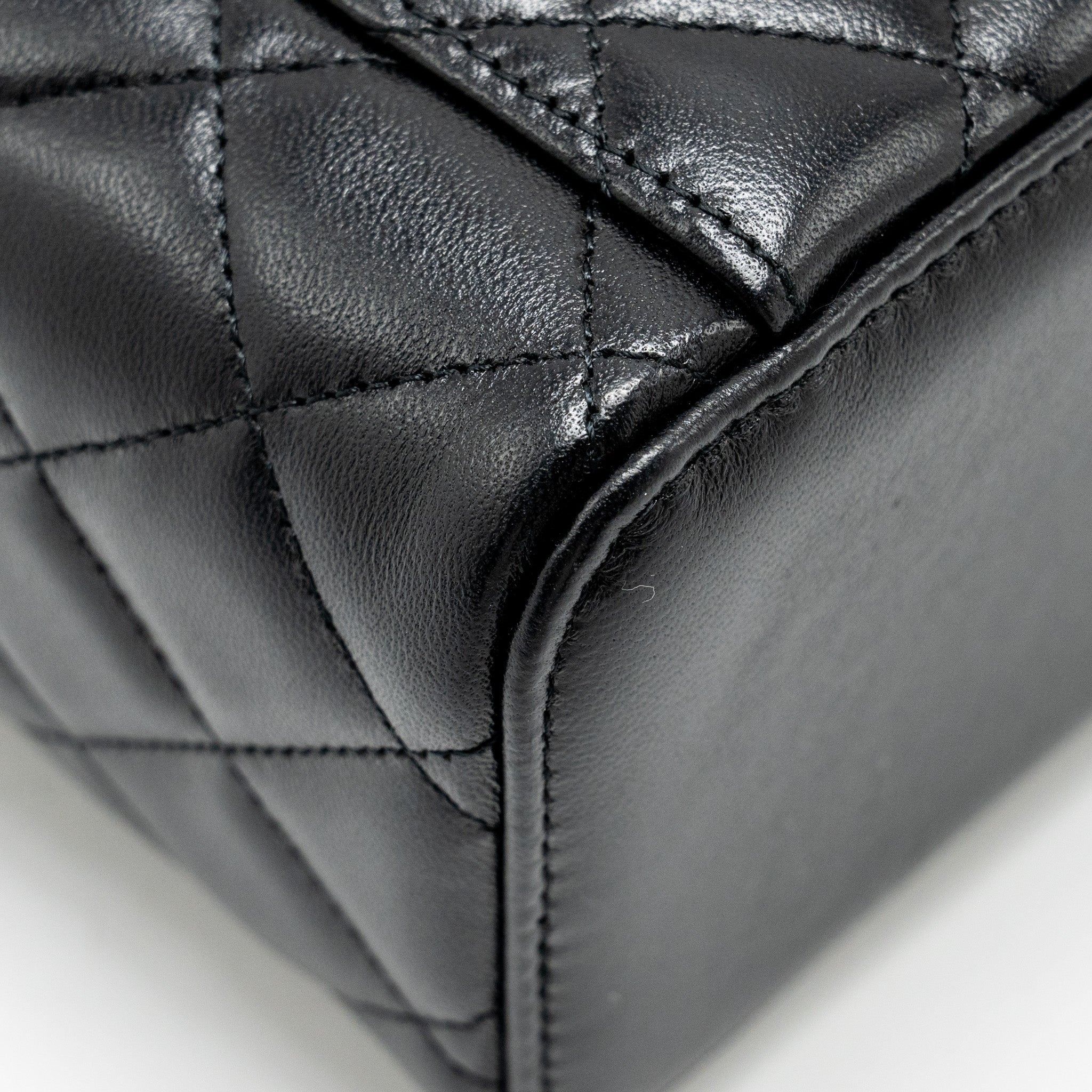 chanel-long-vanity-case-lambskin-black-ghw