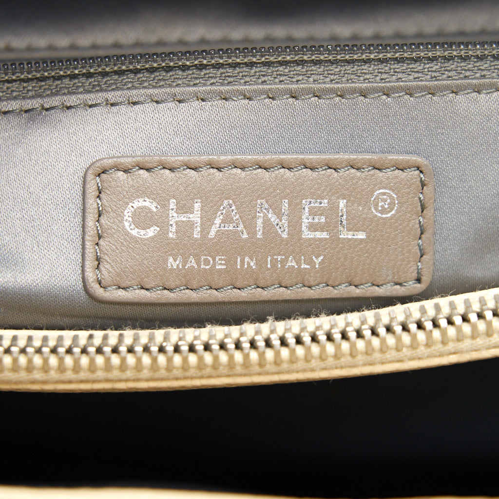 chanel-grant-shopping-tote-bag-xl-gst-cream-caviar-shw