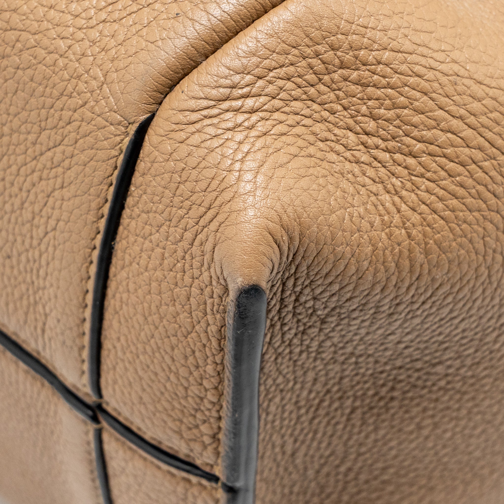 loewe-bag-beige