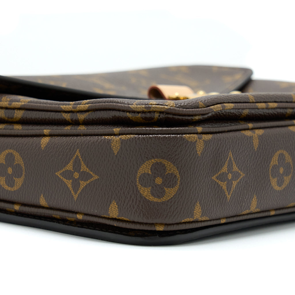 louis-vuitton-pochette-metis-monogram-canvas-ghw-2