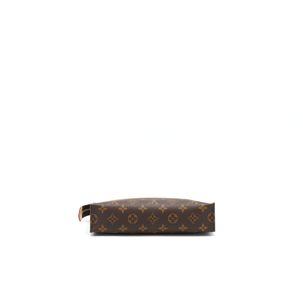 louis-vuitton-toiletry-26-in-monogram