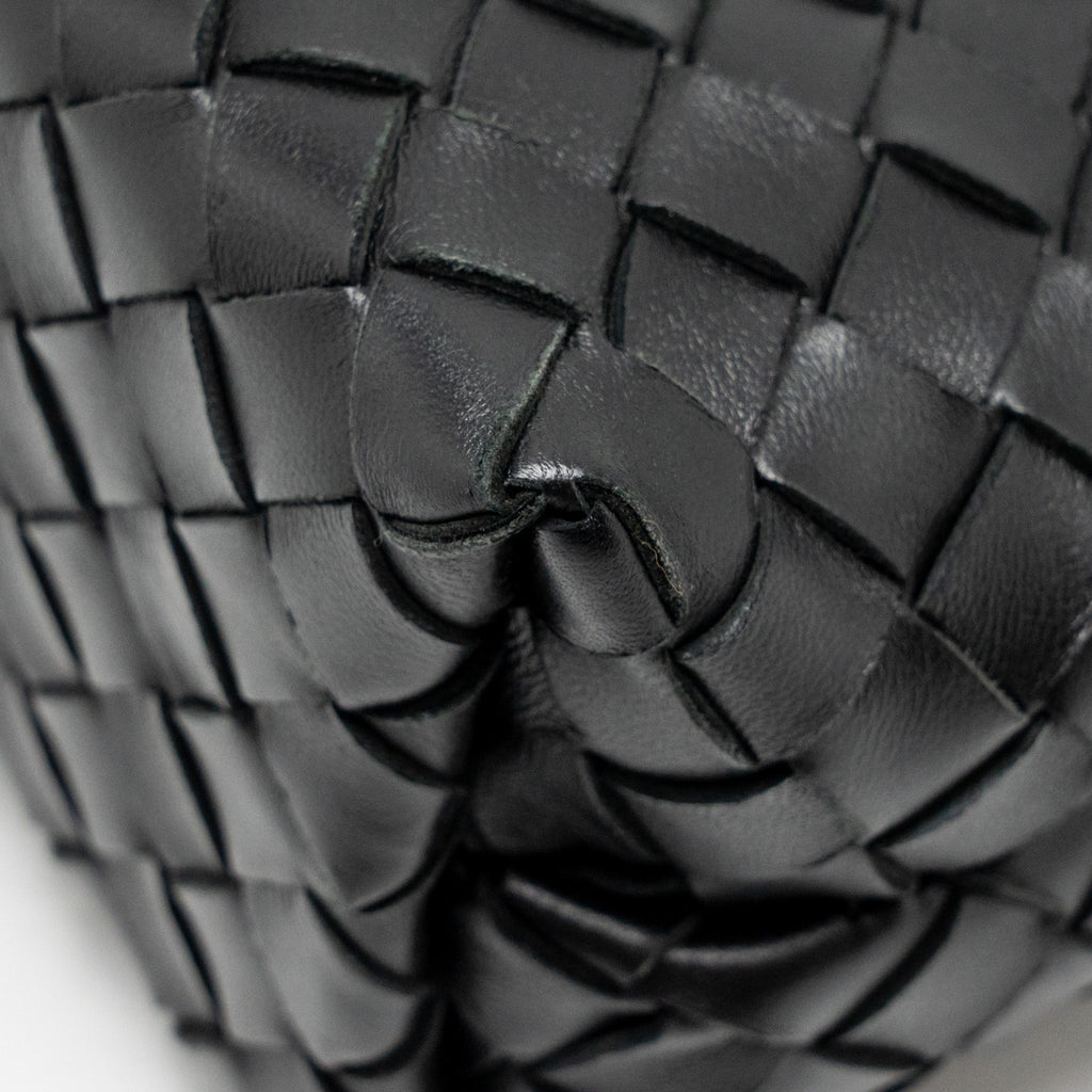 bottega-veneta-small-andiamo-bag-lambskin-black-ghw-1