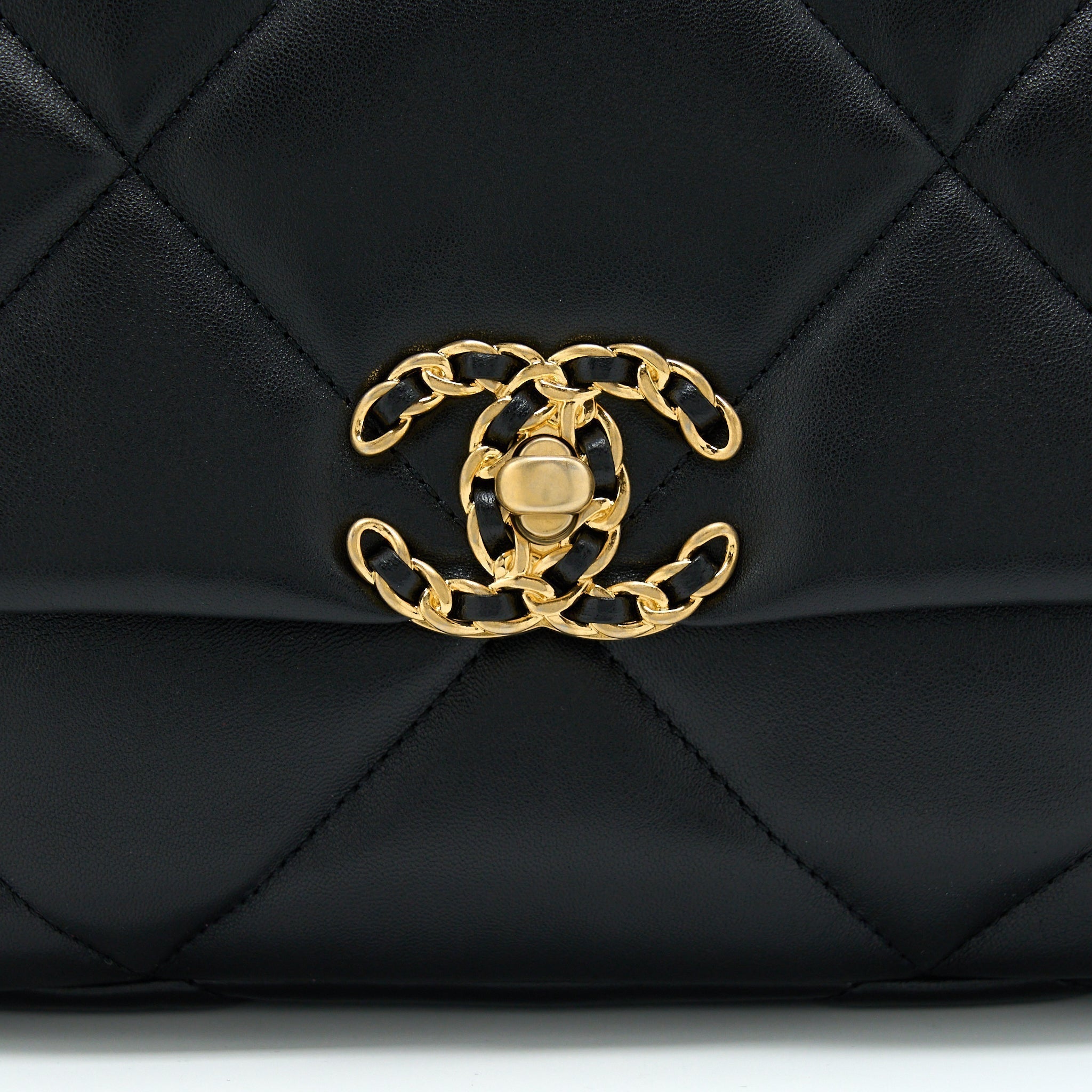 chanel-small-19-bag-lambskin-black-multicolour-hardware-microchip