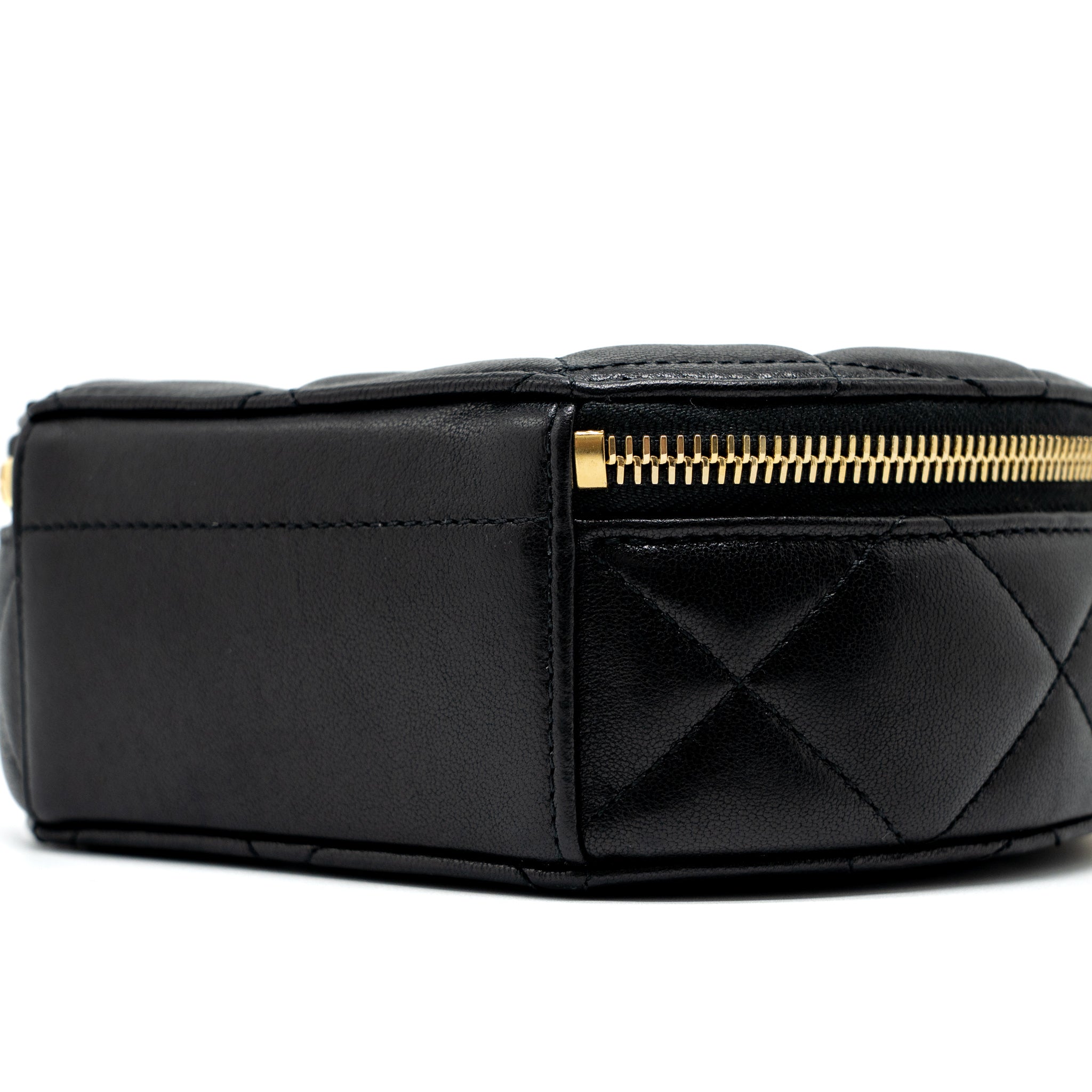 chanel-round-vanity-with-round-handle-crossbody-bag-lambskin-black-ghw-microchip