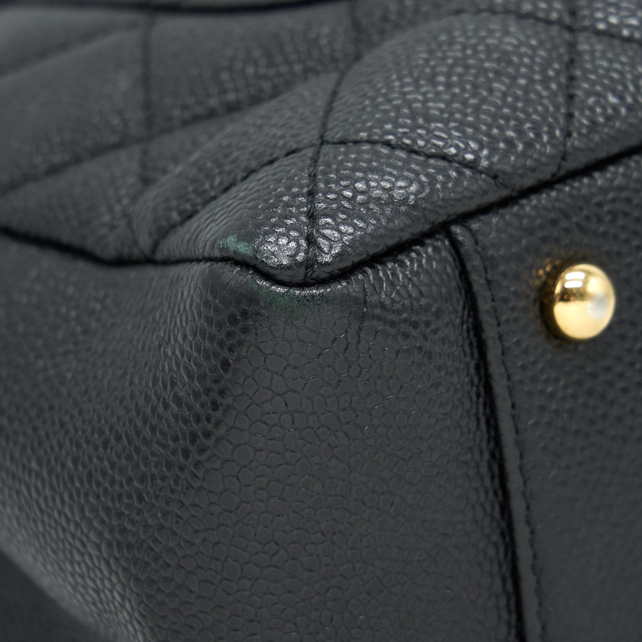 chanel-gran-shopping-tote-caviar-ghw