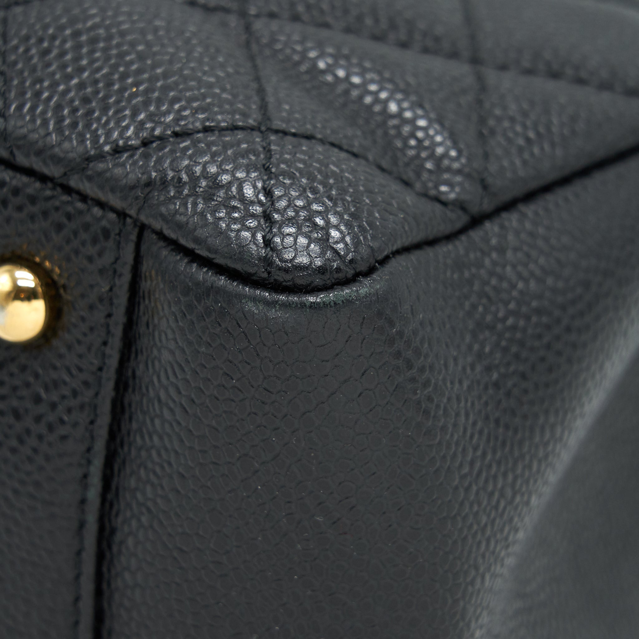 chanel-gran-shopping-tote-caviar-ghw