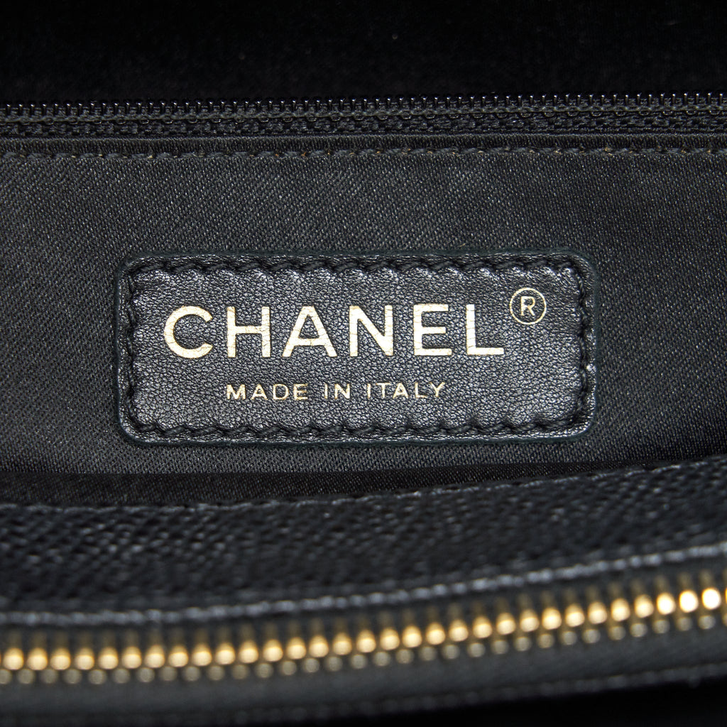 chanel-gran-shopping-tote-caviar-ghw