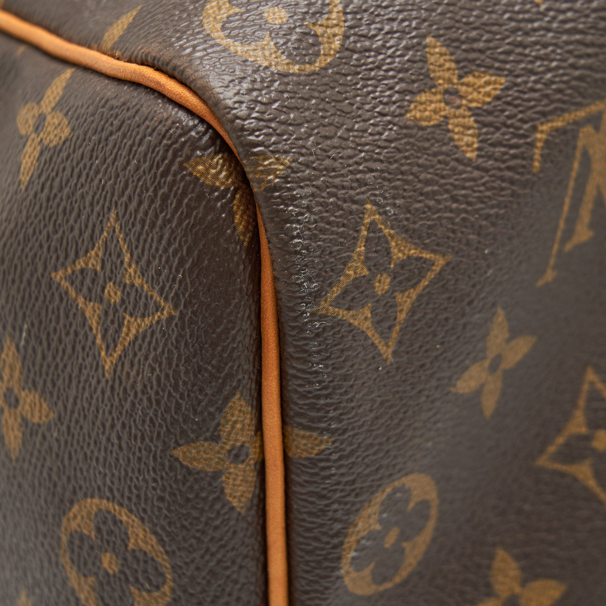 louis-vuitton-overnight-travel-bag-monogram