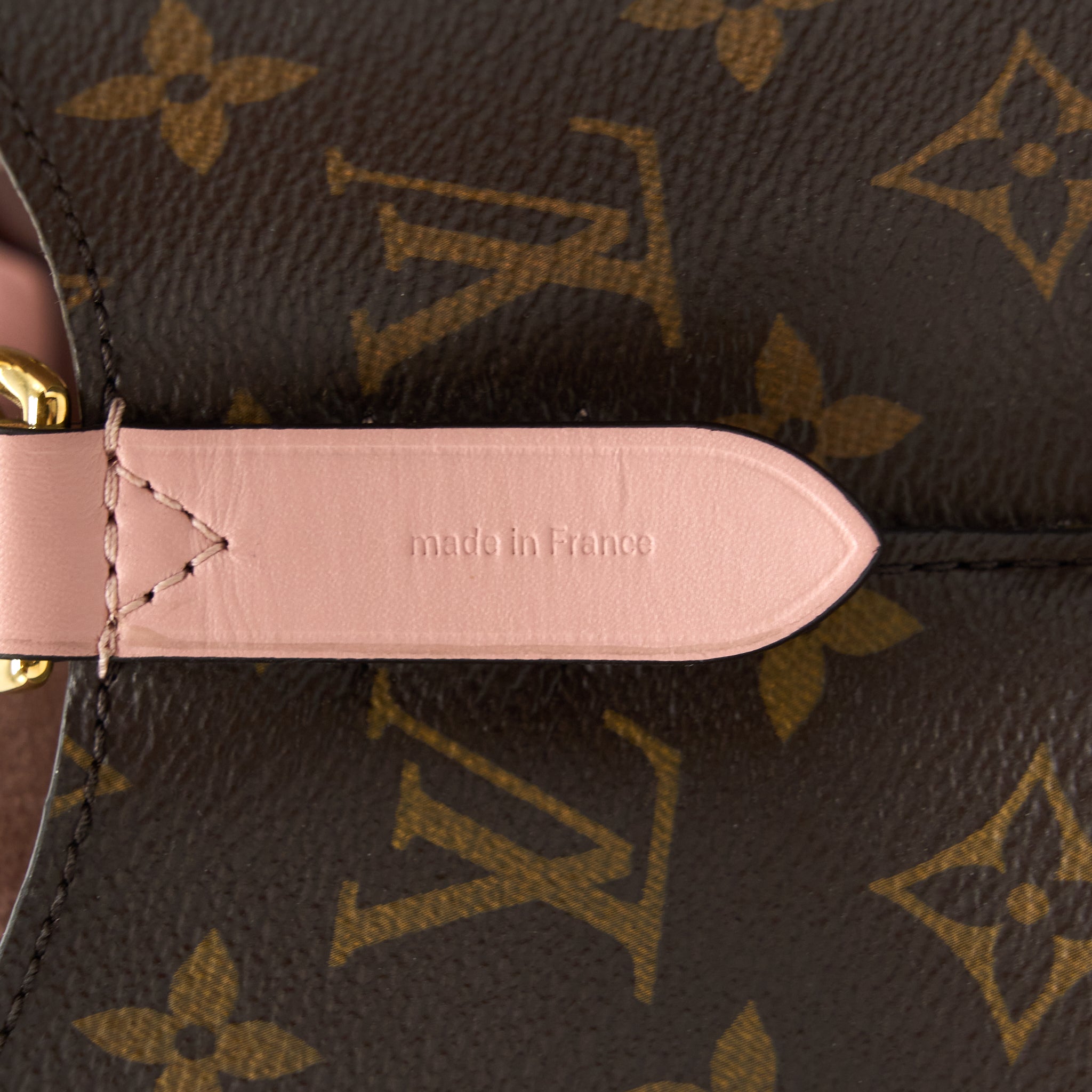 louis-vuitton-neonoe-monogram-canvas-rose-poudre-ghw