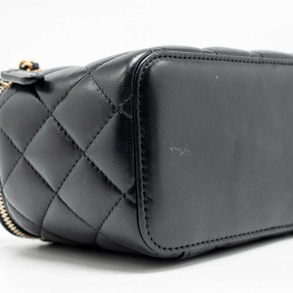 chanel-pearl-crush-long-vanity-with-chain-lambskin-black-ghw