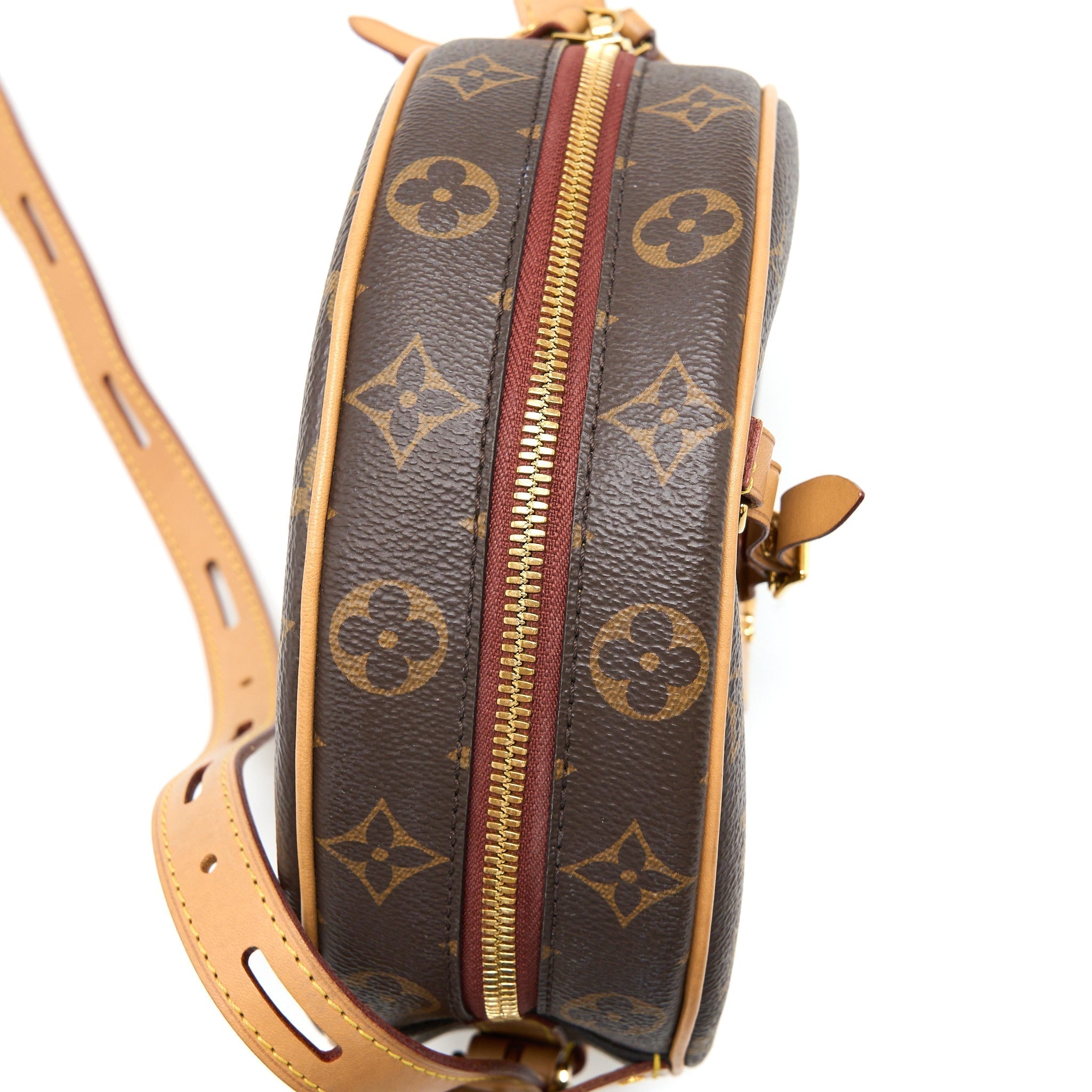 louis-vuitton-boite-chapeau-souple-mm-monogram-canvas-ghw