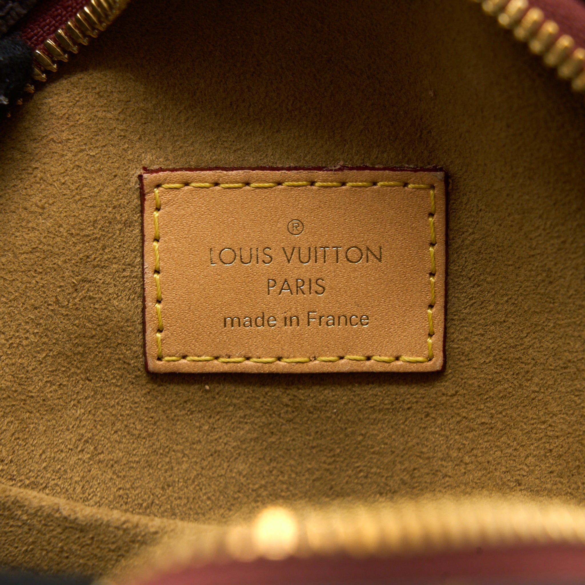 louis-vuitton-boite-chapeau-souple-mm-monogram-canvas-ghw
