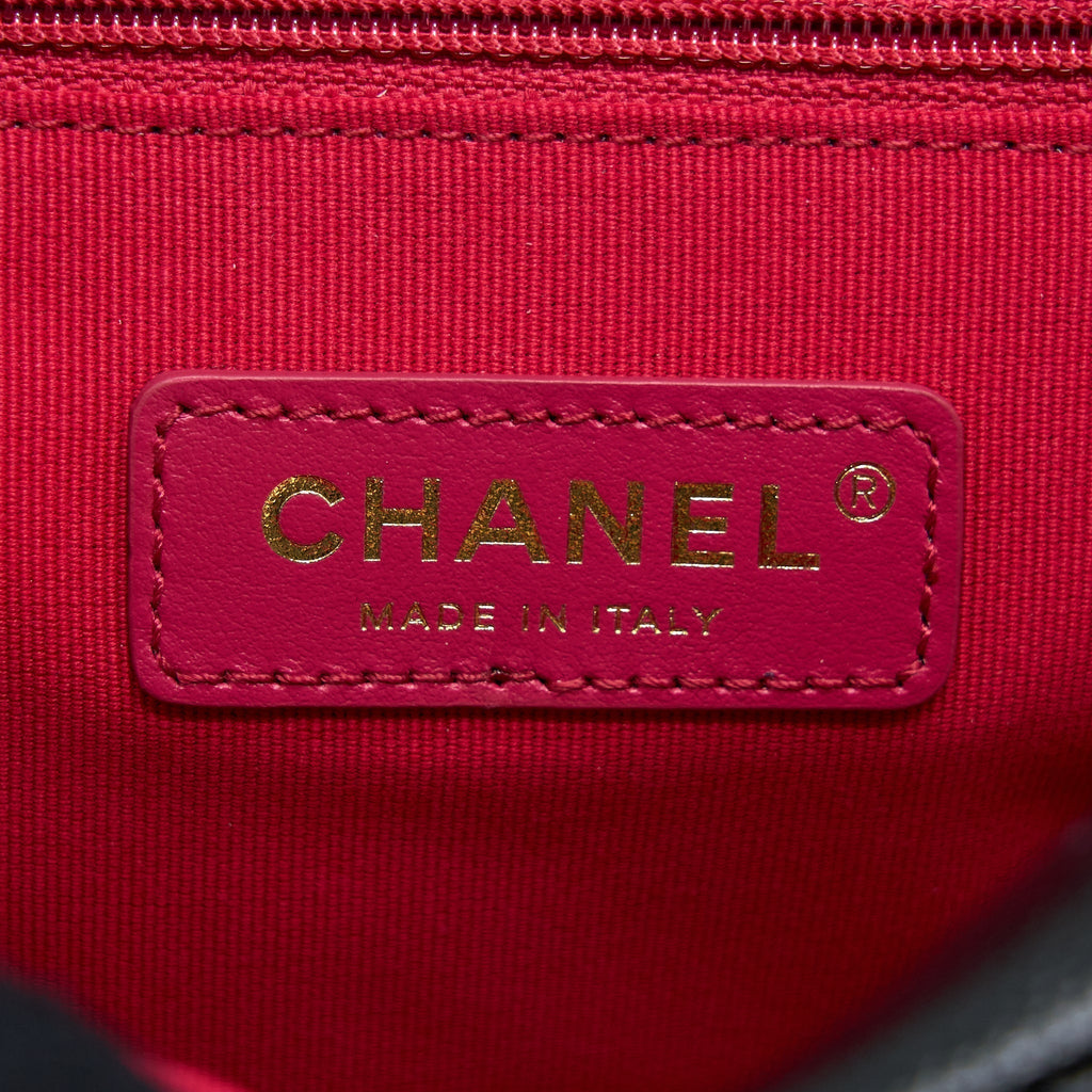 chanel-22p-flap-backpack-caviar-black-ghw-microchip