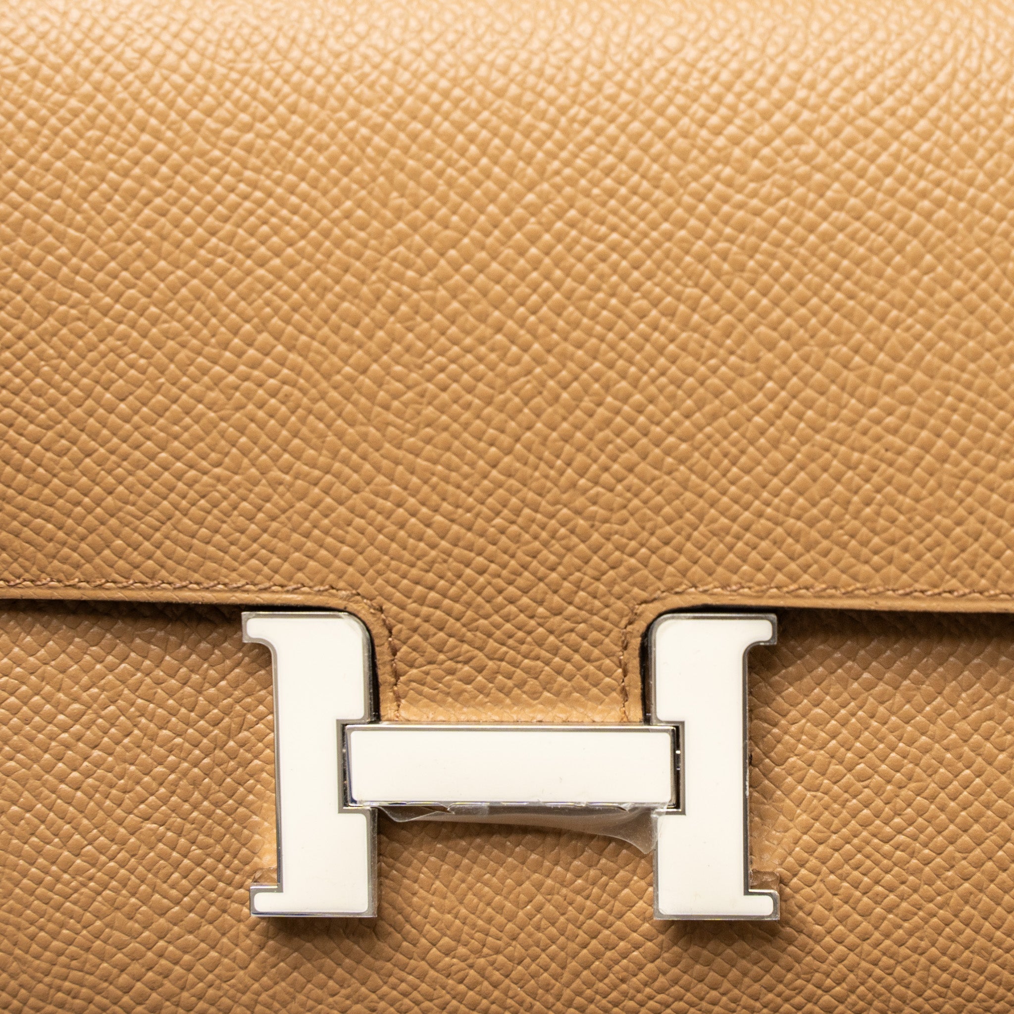 hermes-constance-to-go-epsom-chai-nata-laque-hardware-stamp-u