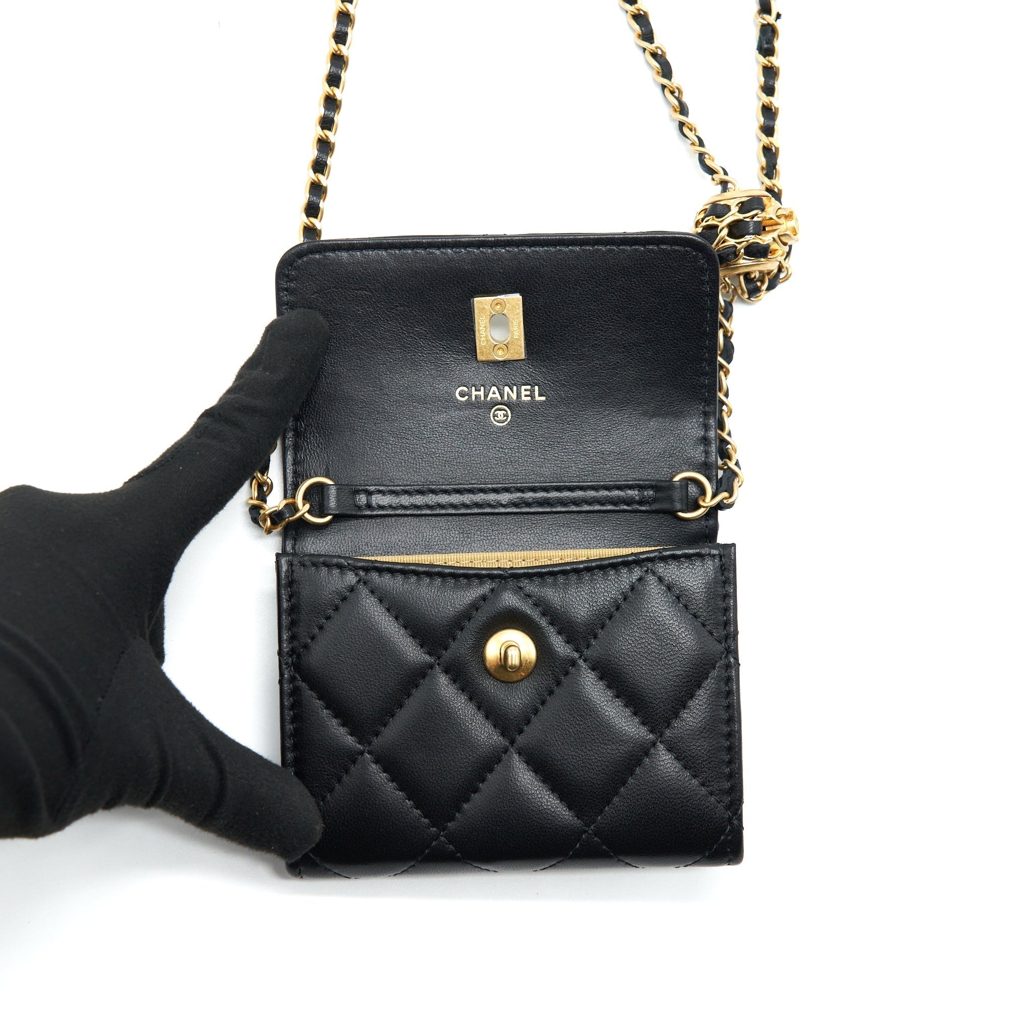chanel-pearl-crush-clutch-with-chain-lambskin-black-ghw